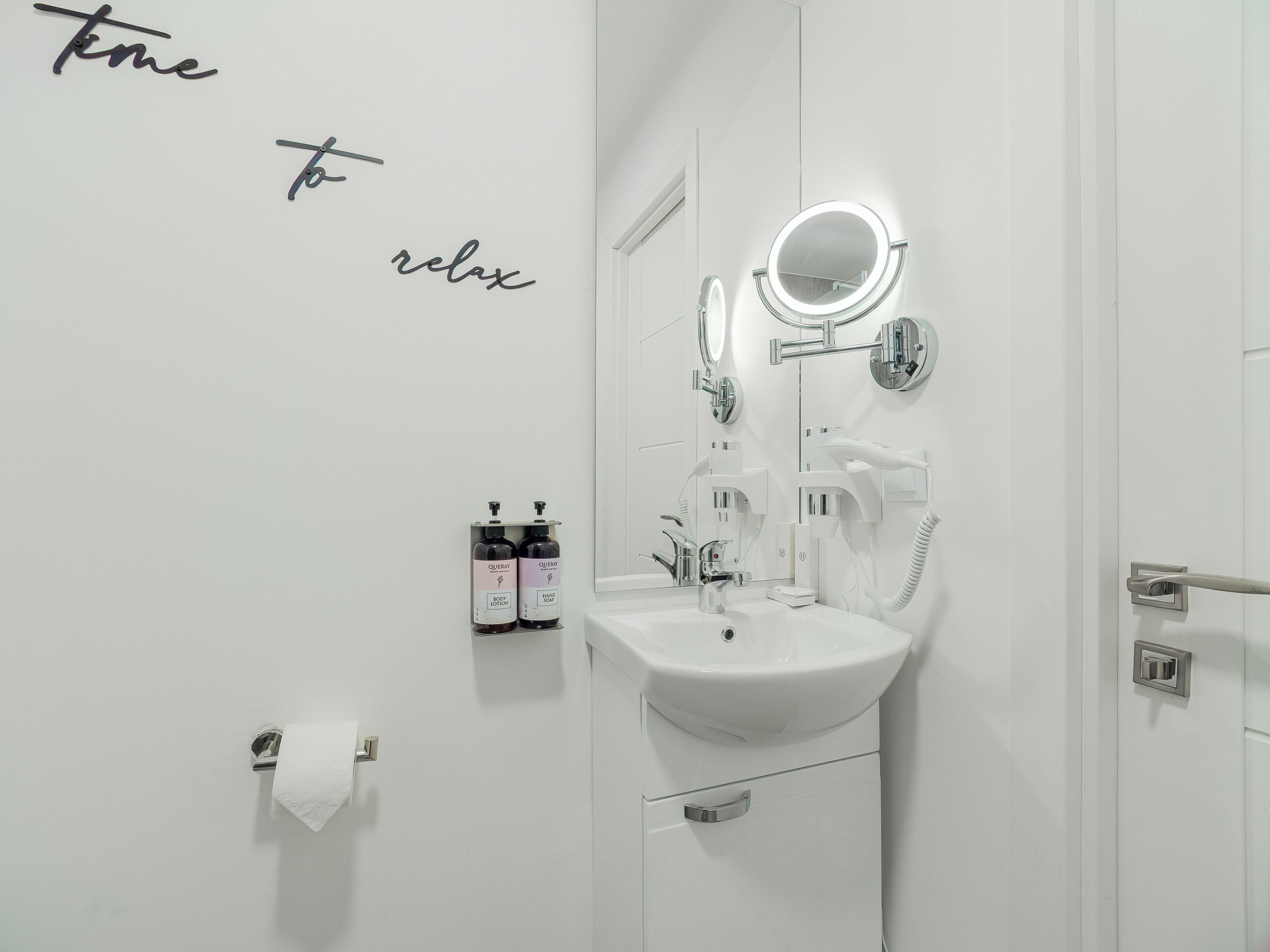TA Collection Hotel