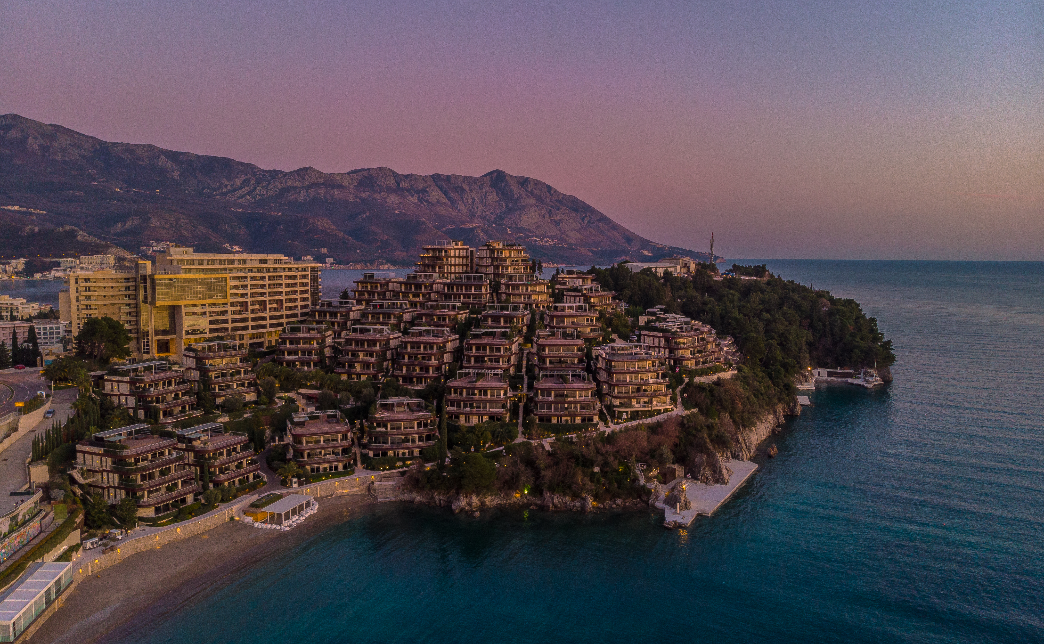 Harmonia Hotel by Dukley