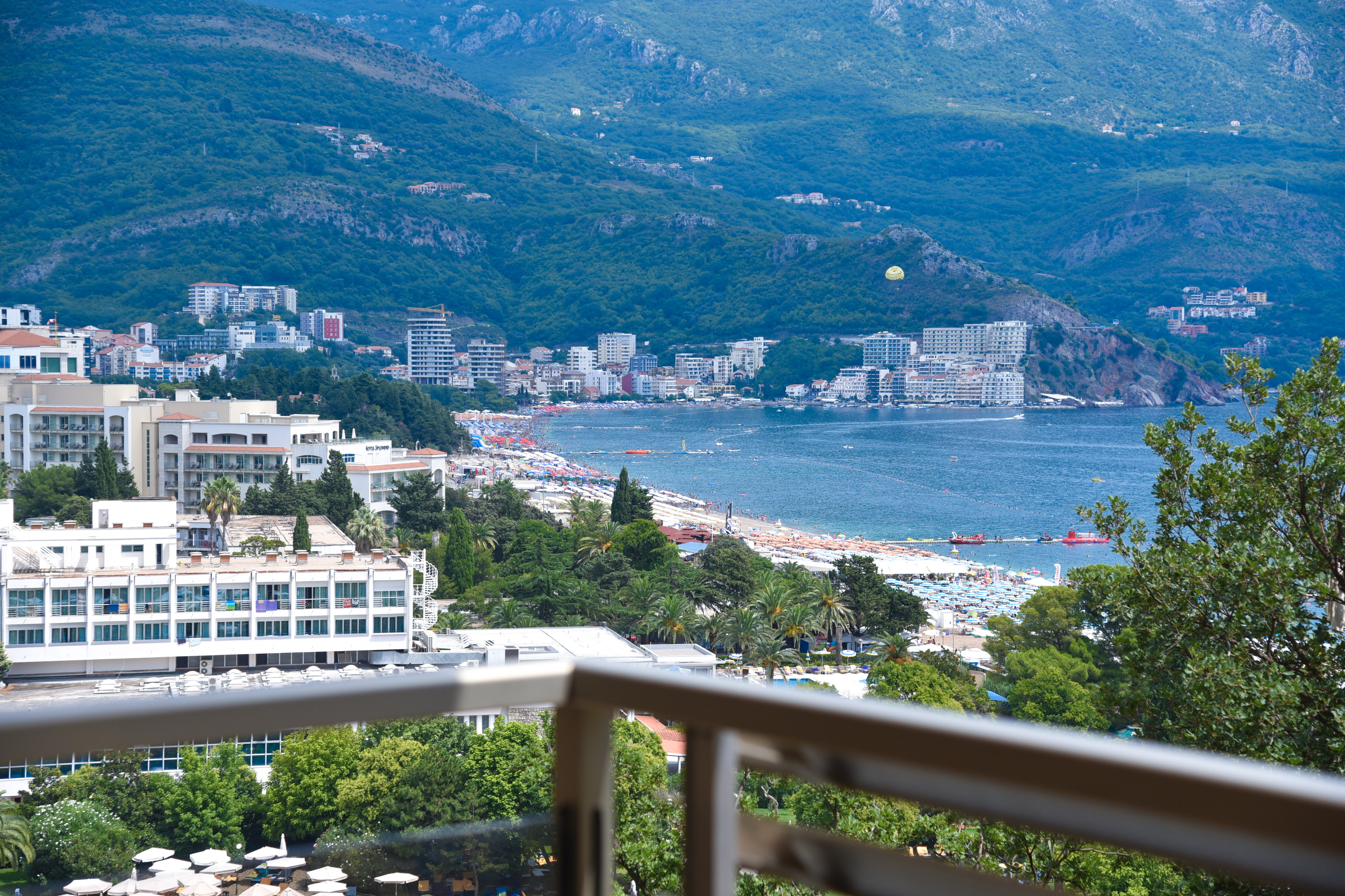 Harmonia Hotel by Dukley