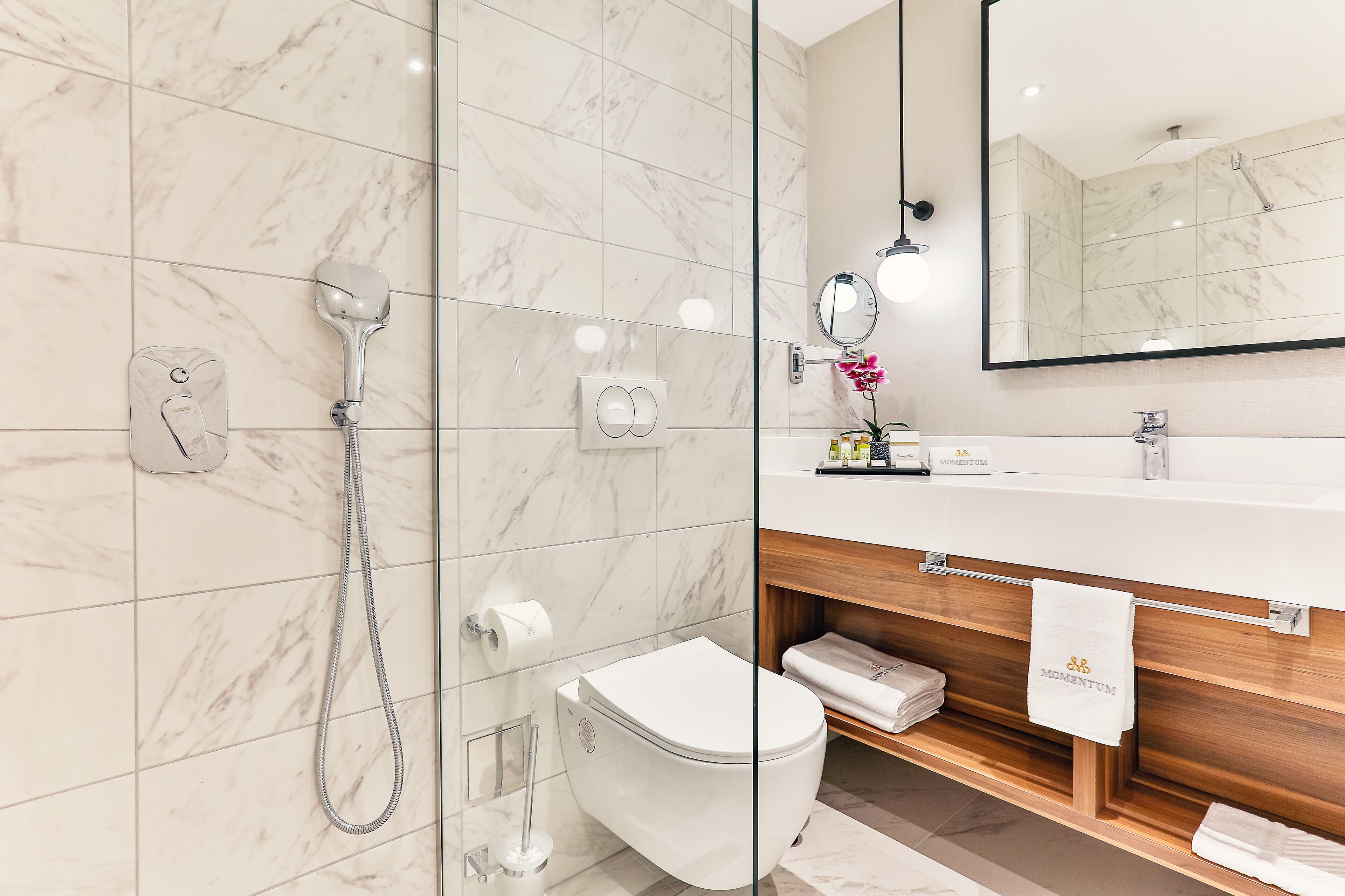 Hotel Momentum by Aycon