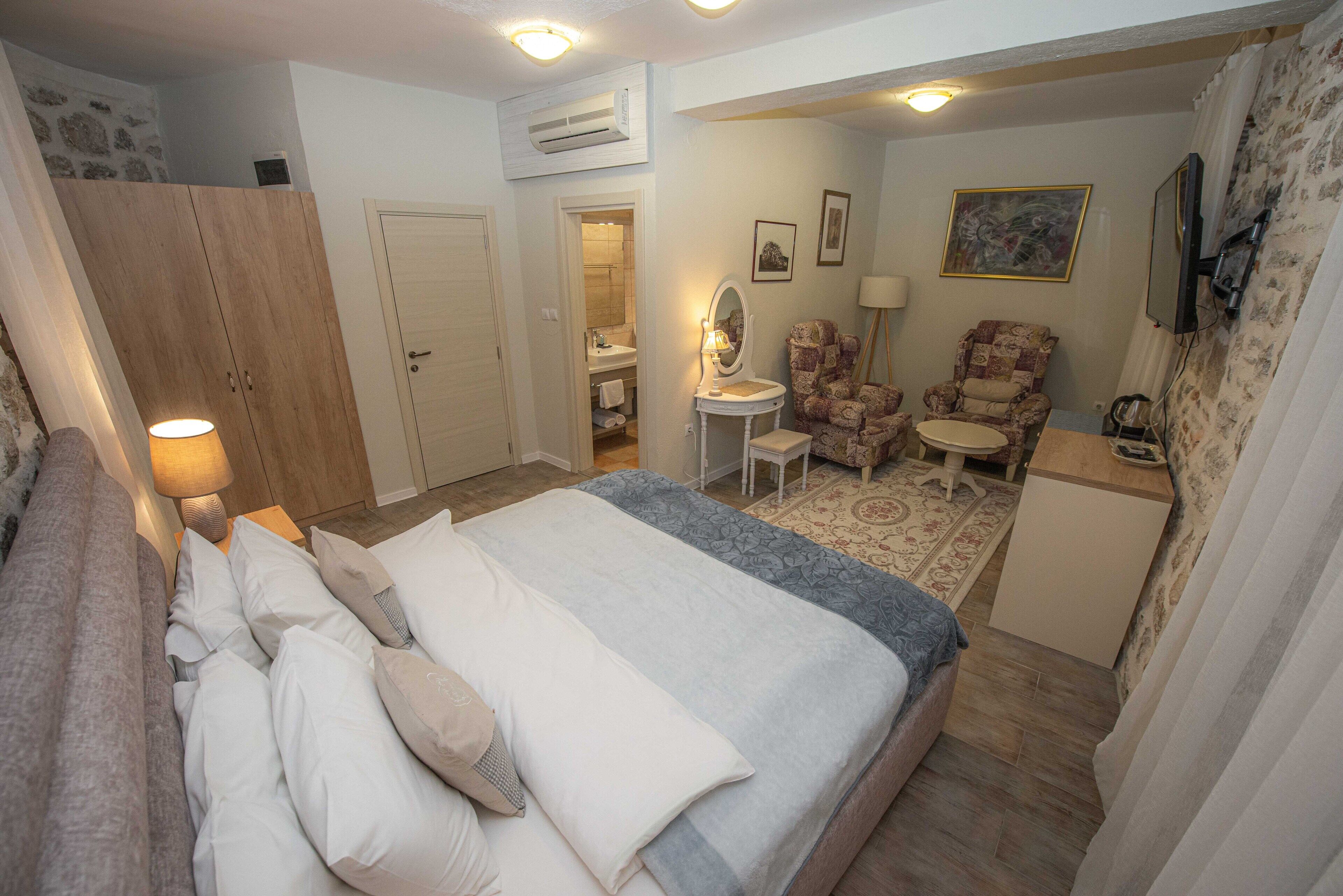 Antika Guesthouse