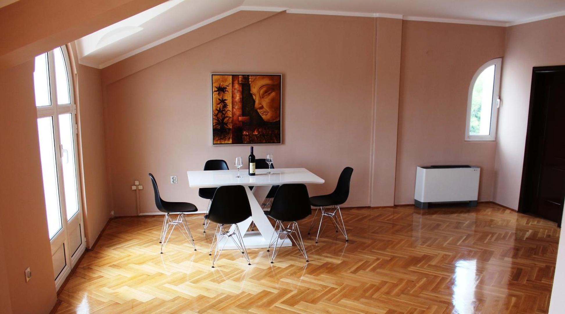 Hotel Crnogorska Kuca