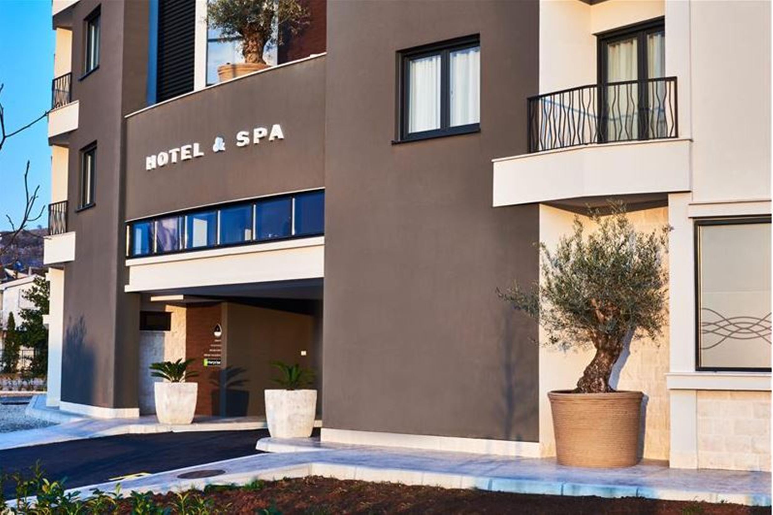 Perla Residence Hotel & Spa