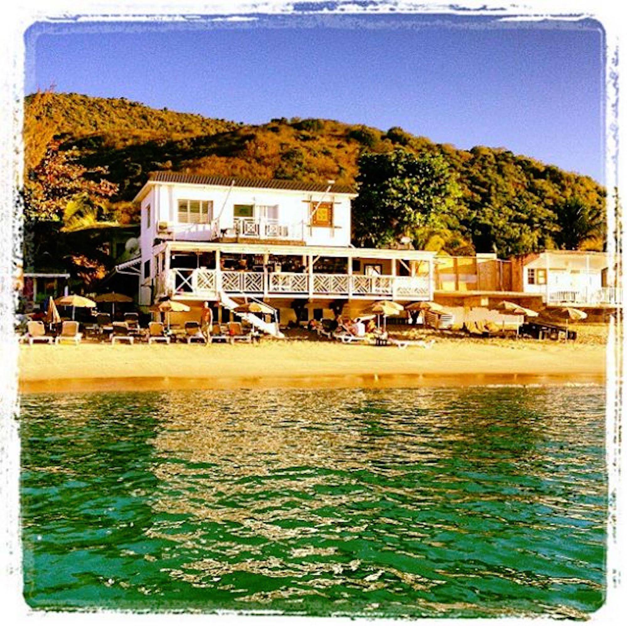 Love Hotel