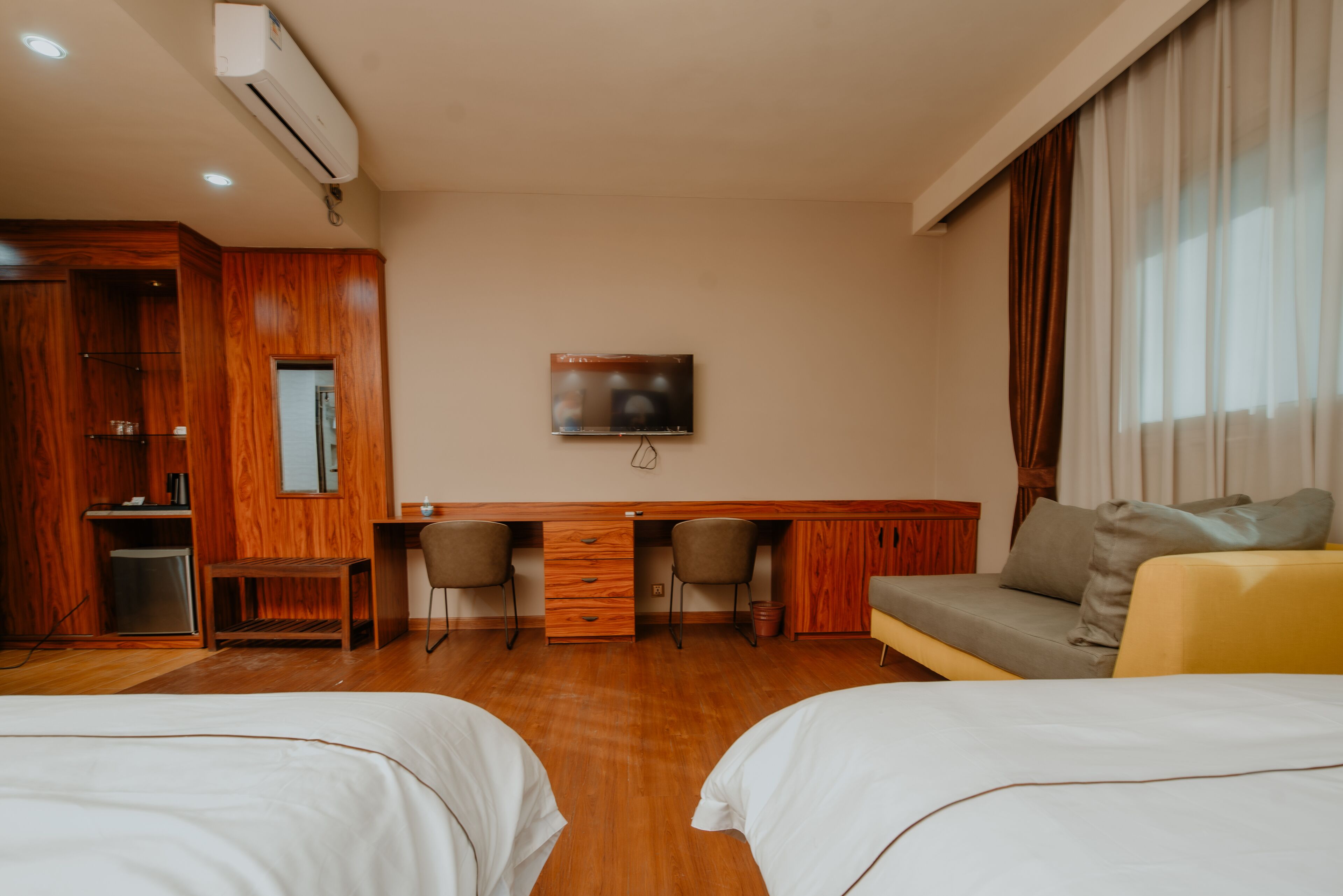 Atmosphere Hotel & Spa