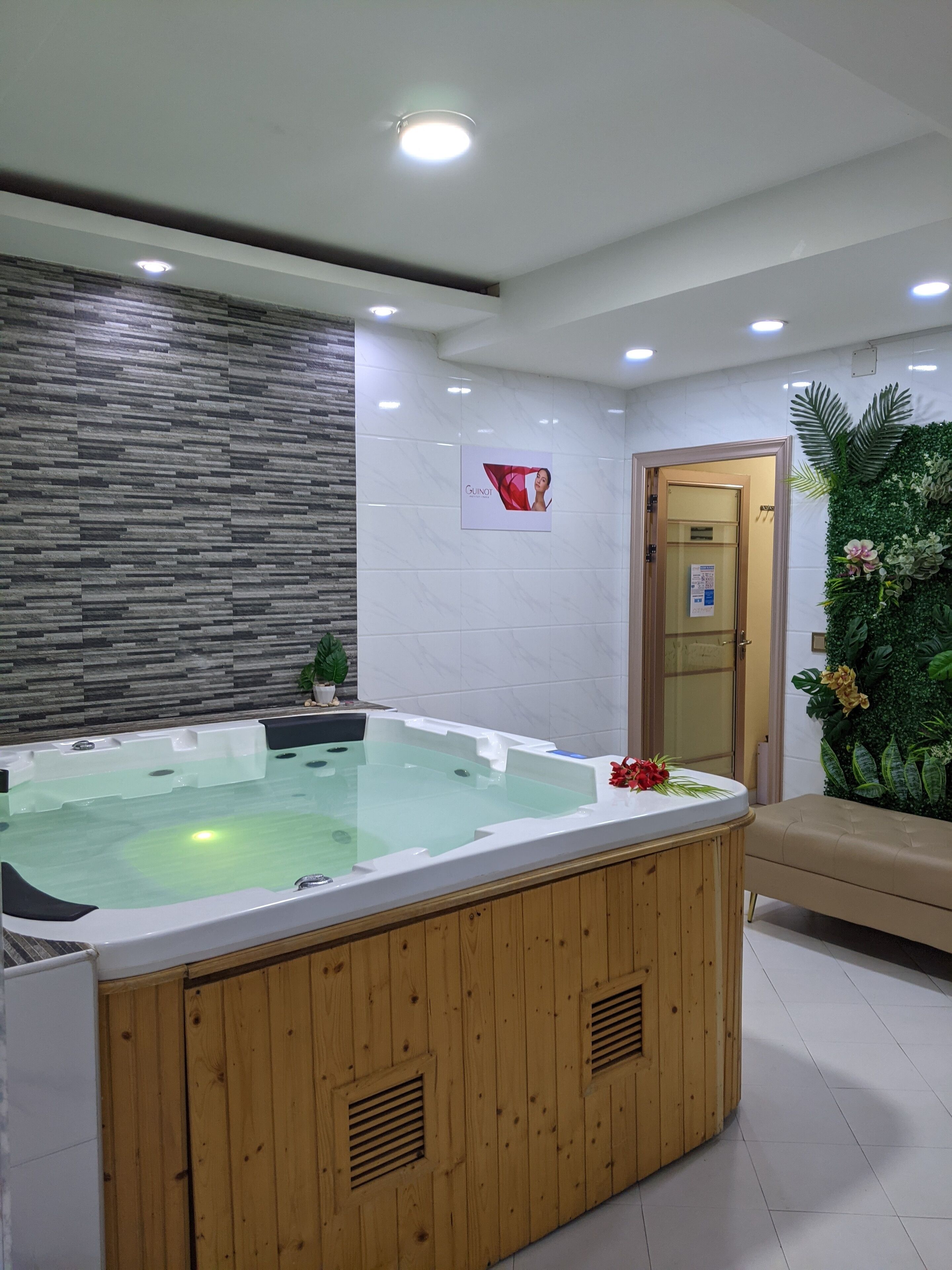 Atmosphere Hotel & Spa