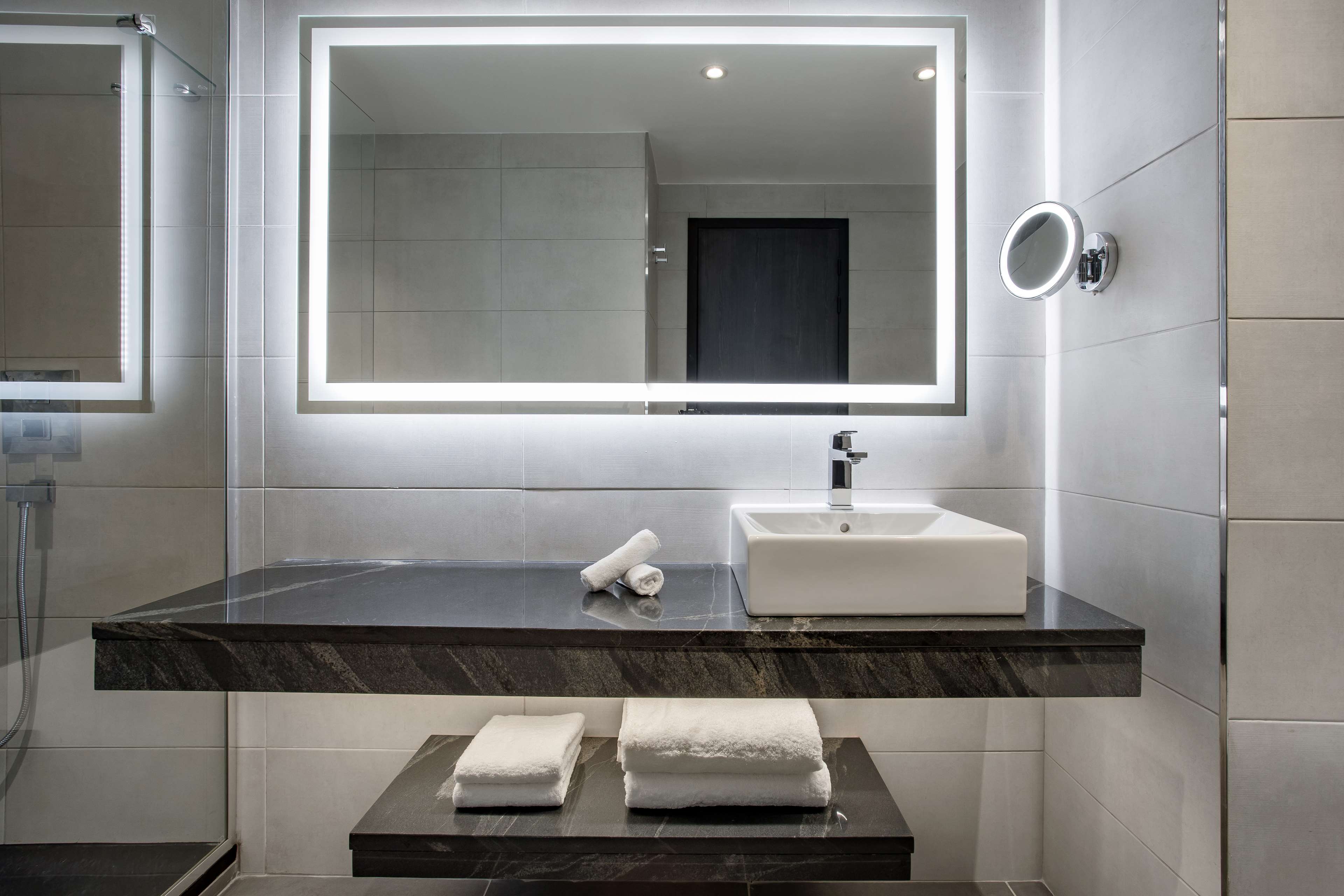 Radisson Blu Hotel, Antananarivo Waterfront