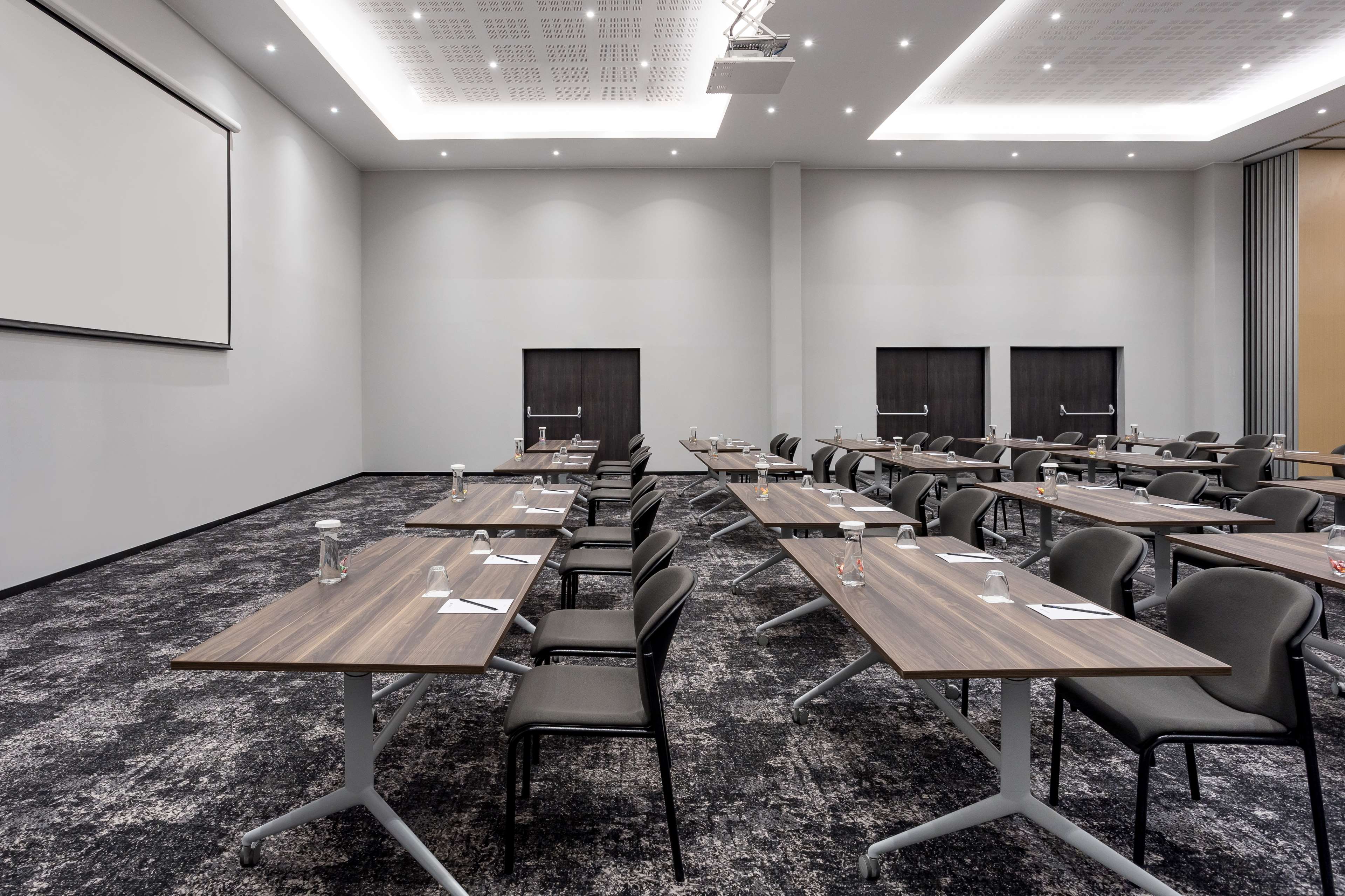 Radisson Blu Hotel, Antananarivo Waterfront