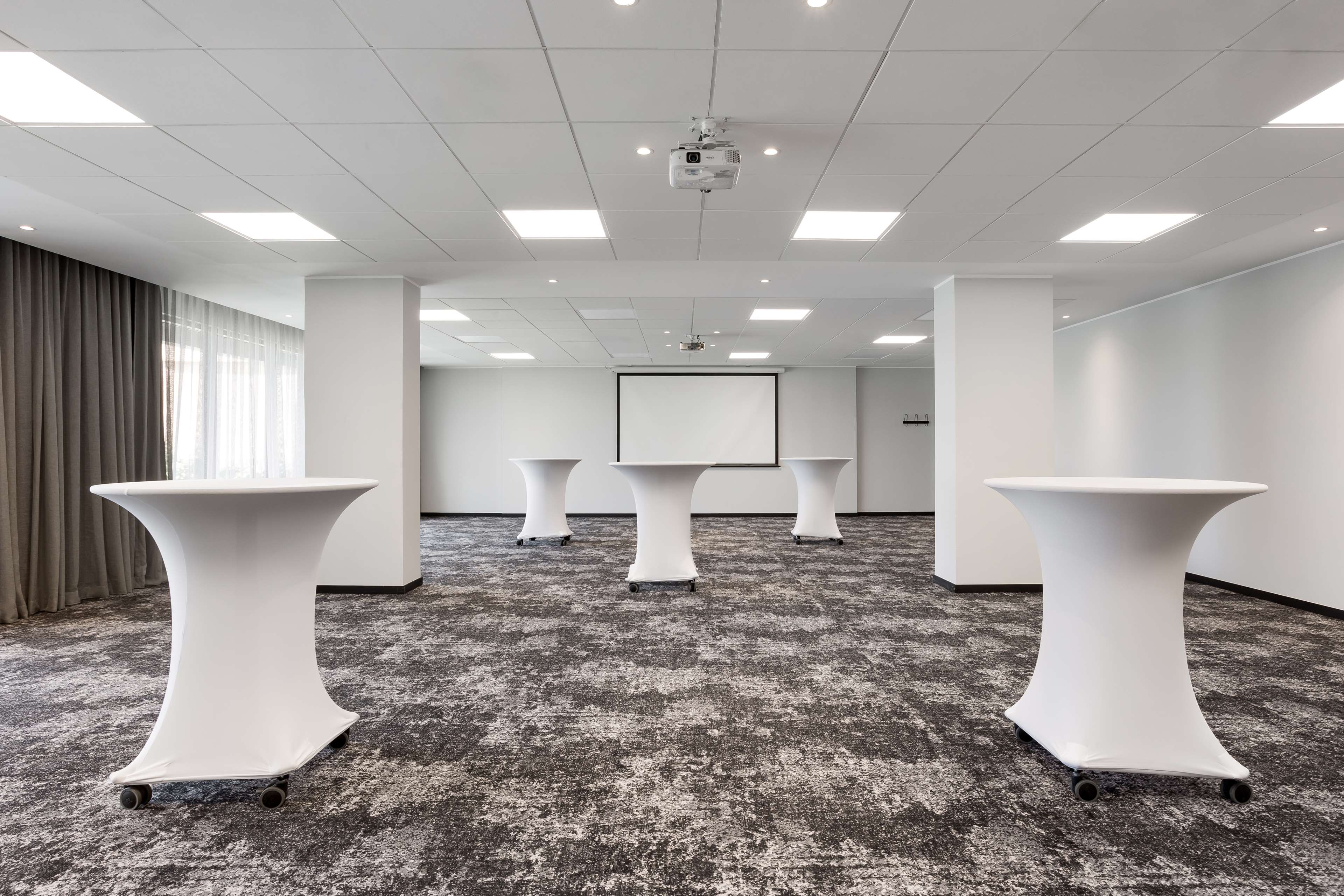 Radisson Blu Hotel, Antananarivo Waterfront