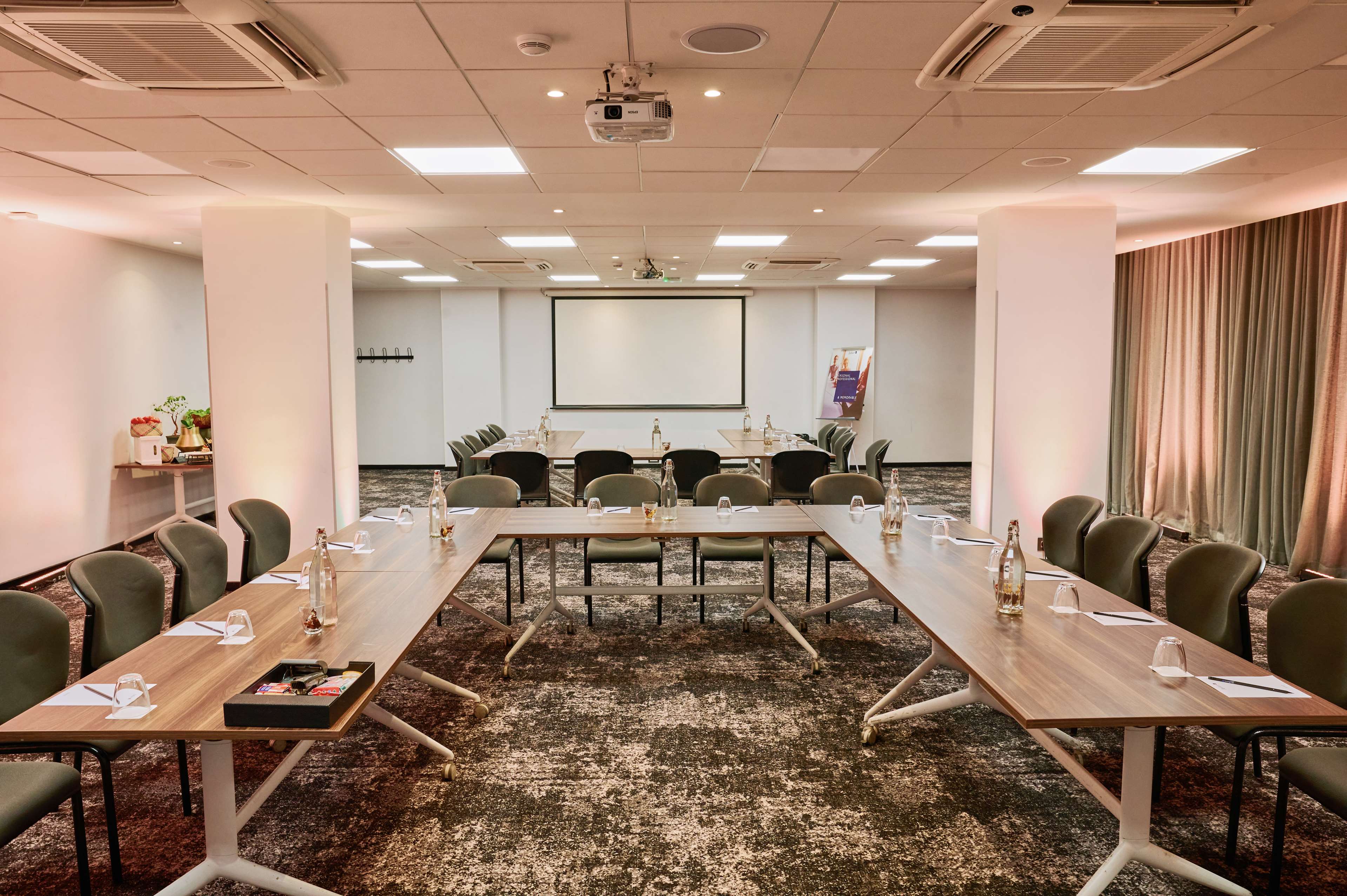 Radisson Blu Hotel, Antananarivo Waterfront