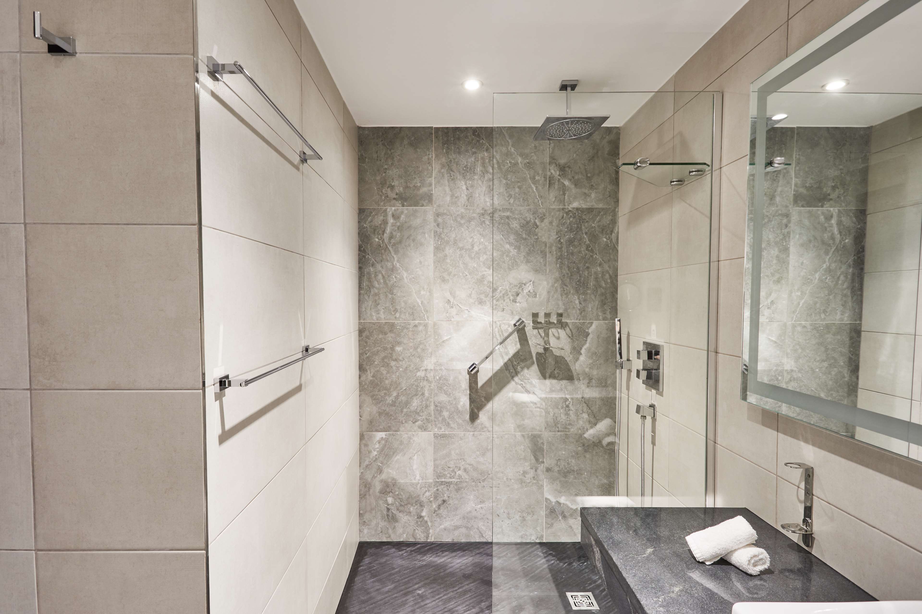 Radisson Blu Hotel, Antananarivo Waterfront