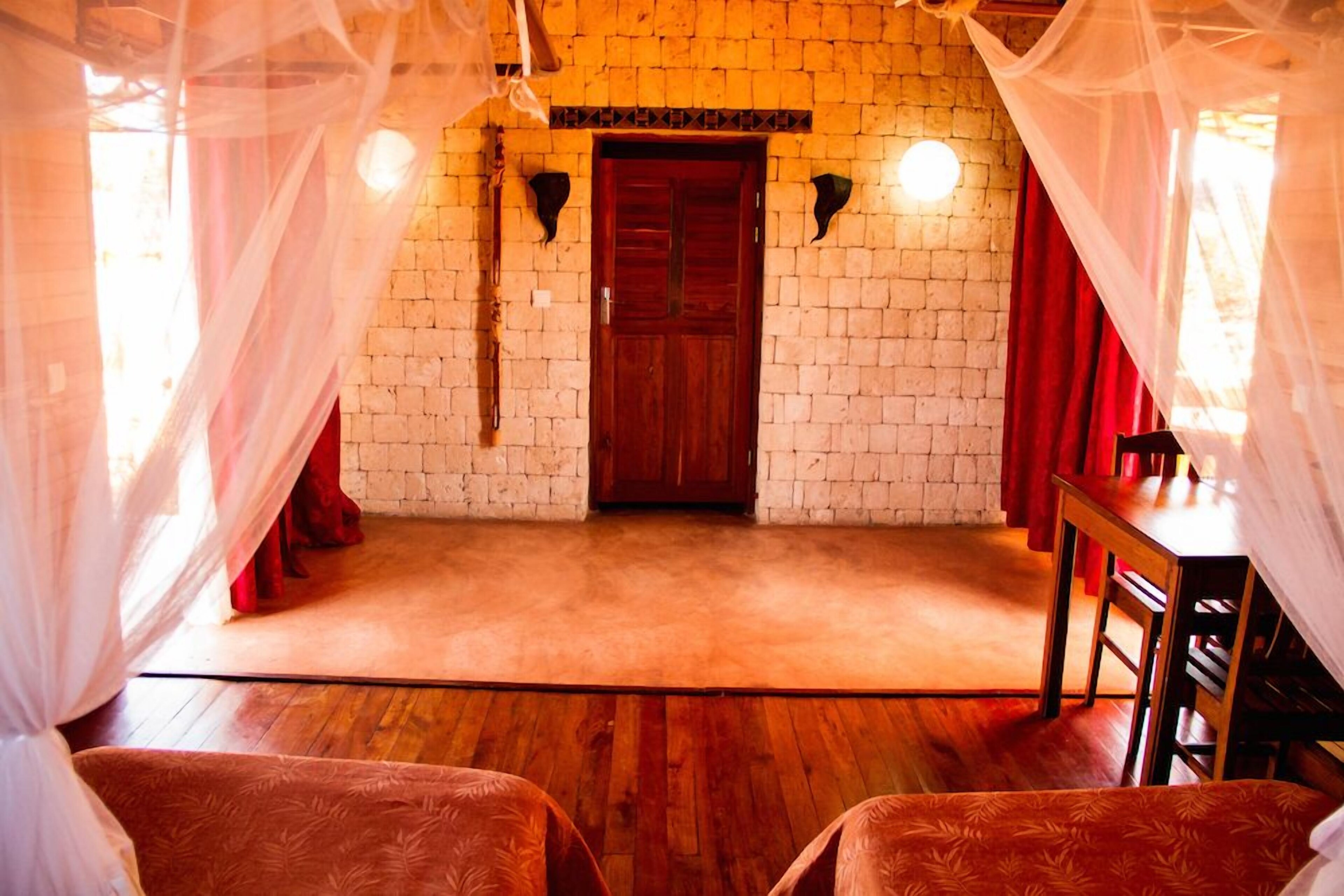 Hôtel Solidaire Mangily