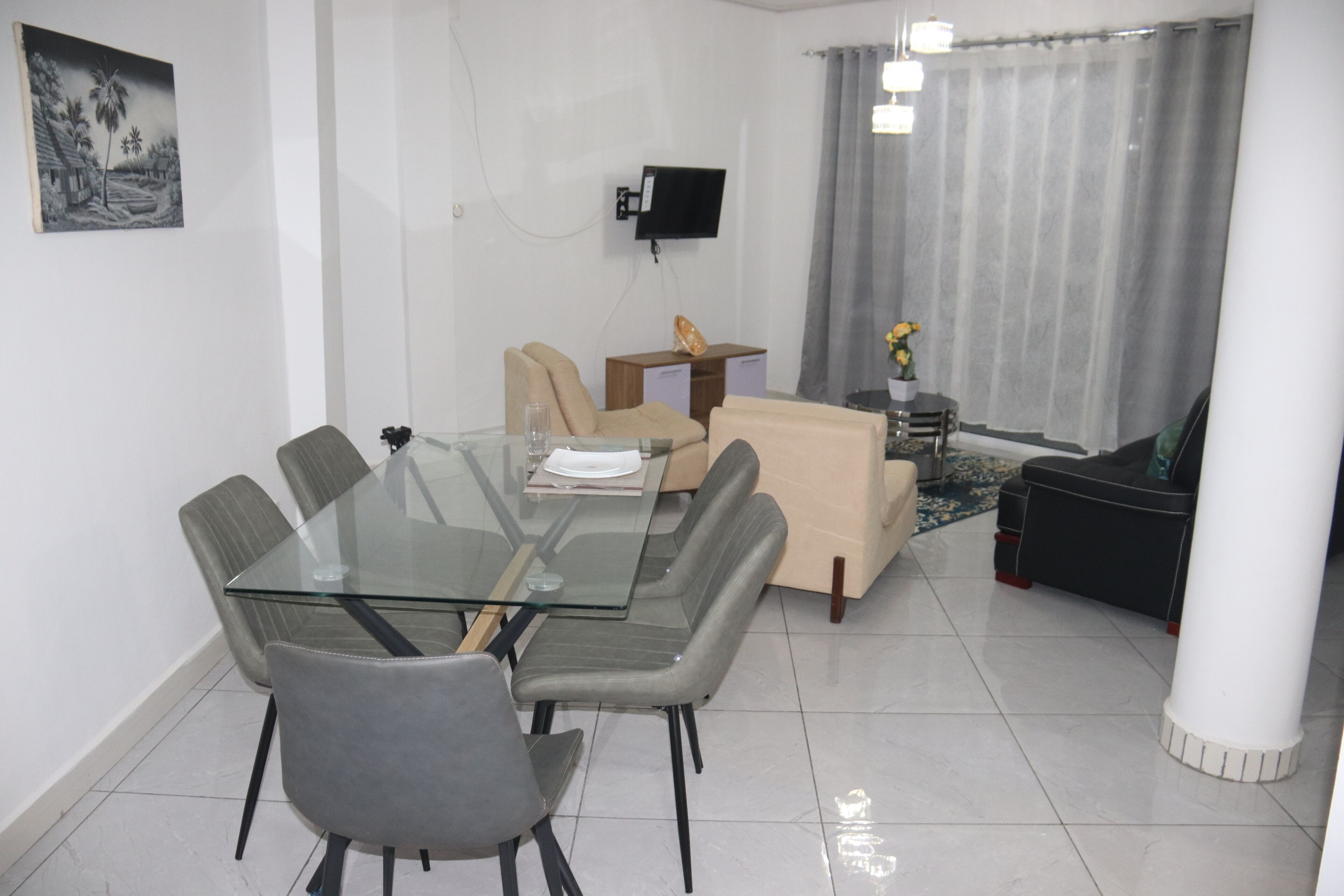 Hary’s Aparthotel