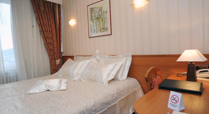 Epinal Hotel