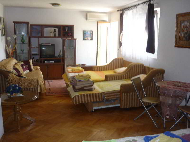 Anastasia Homestay