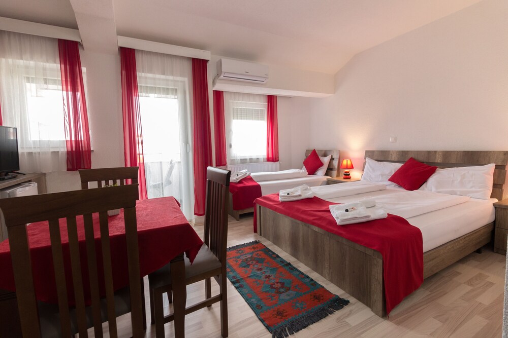 Fantastik Apartments