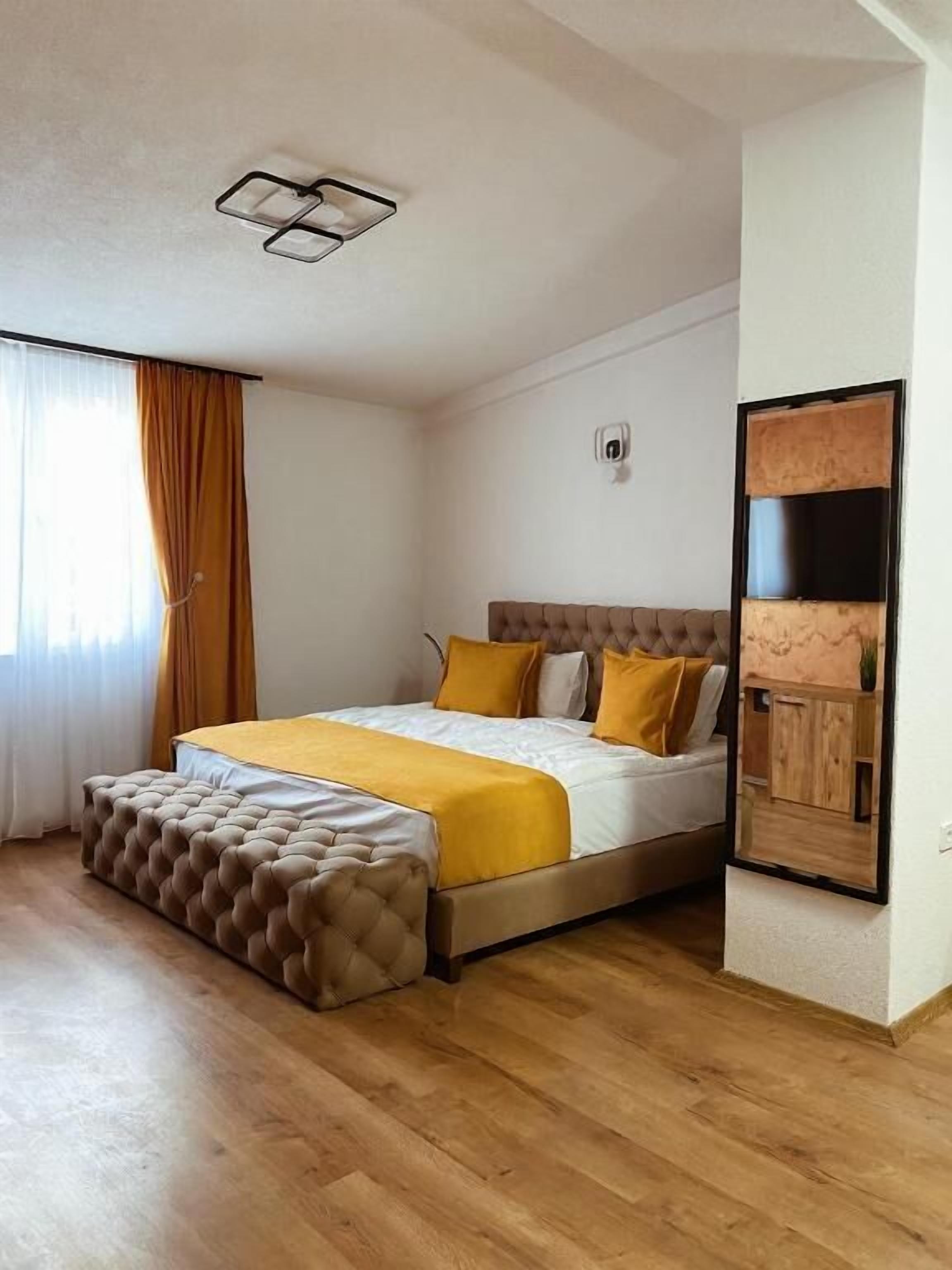 Hotel & Restaurant Domestika