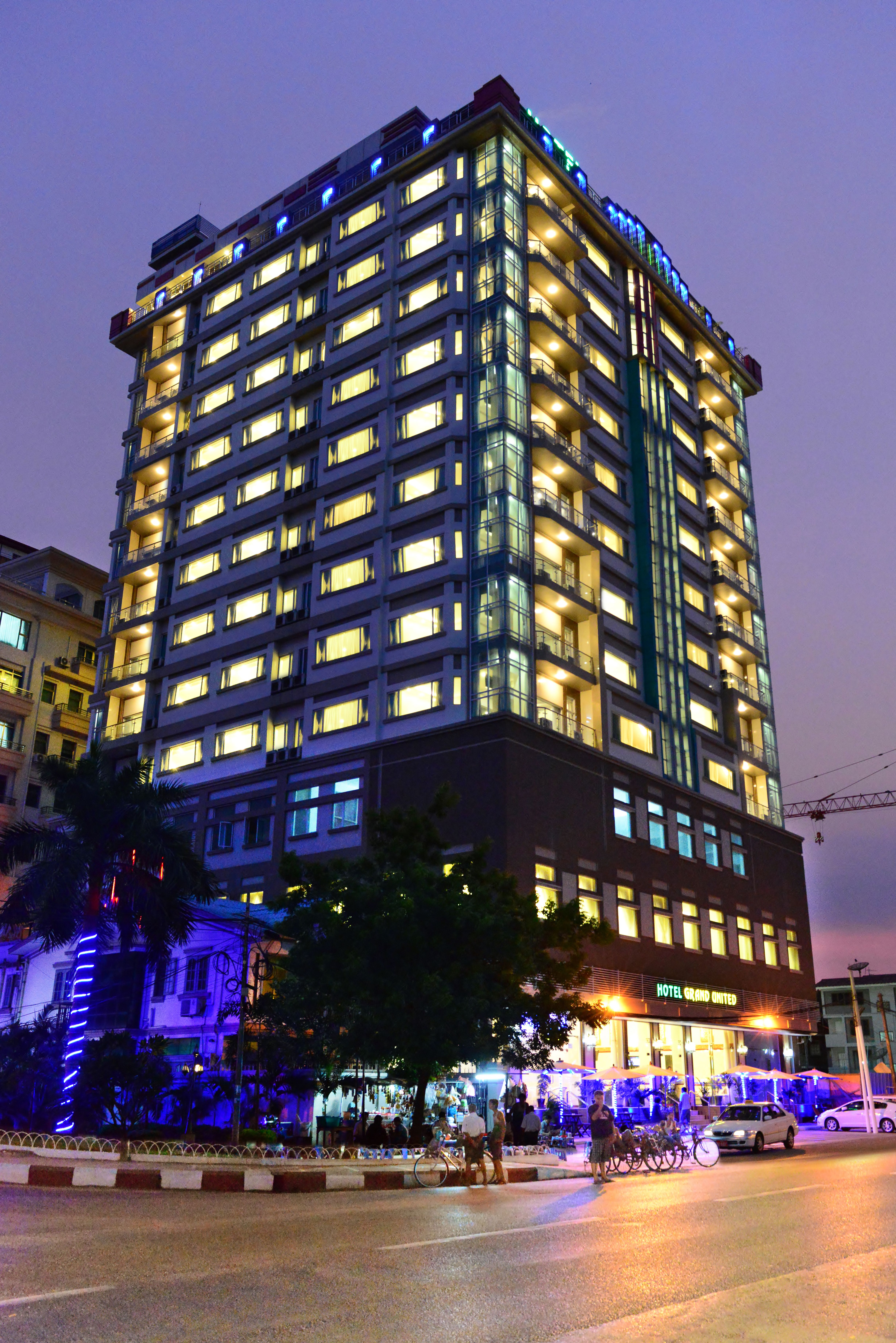 Grand United Ahlone