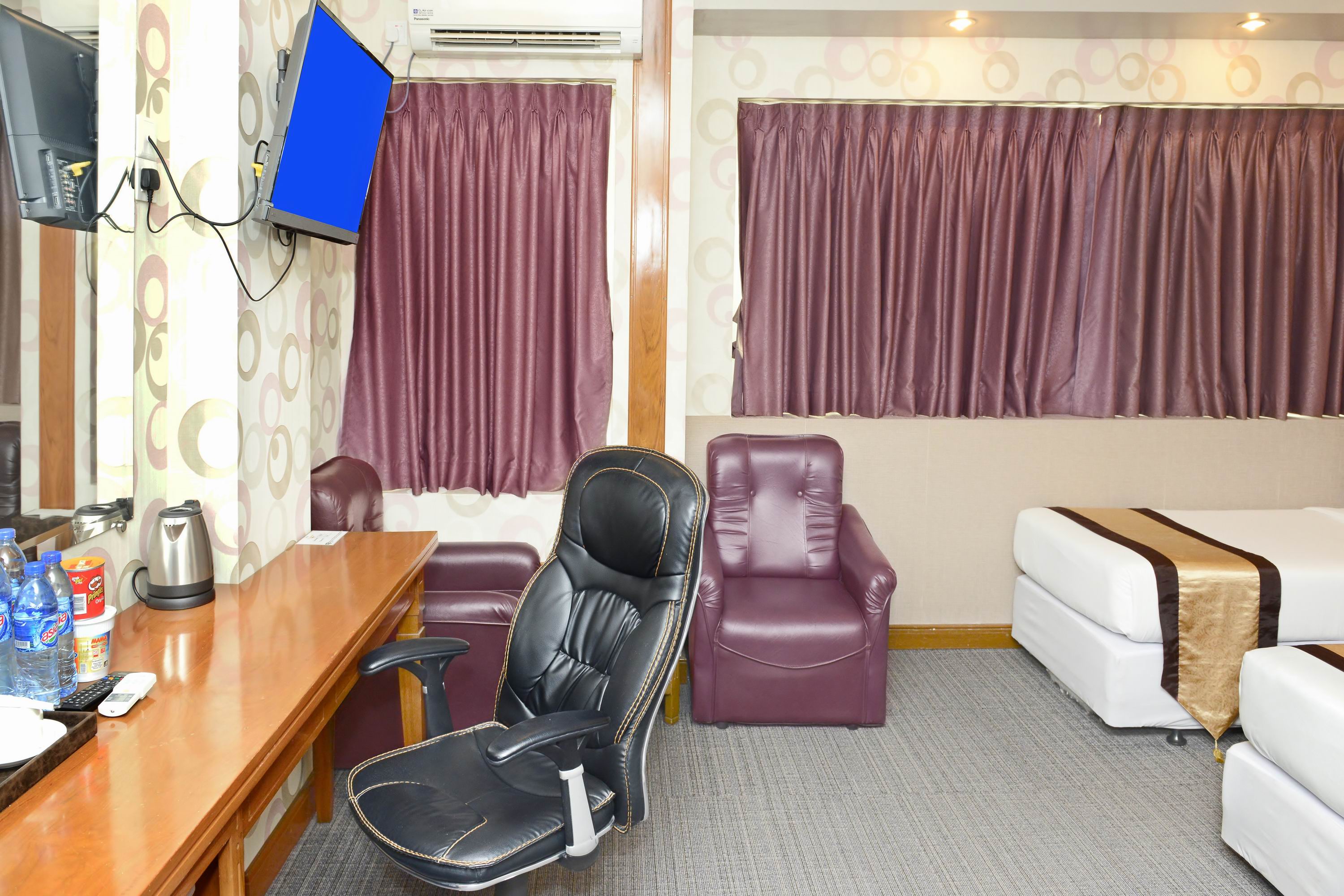 Grand United Ahlone