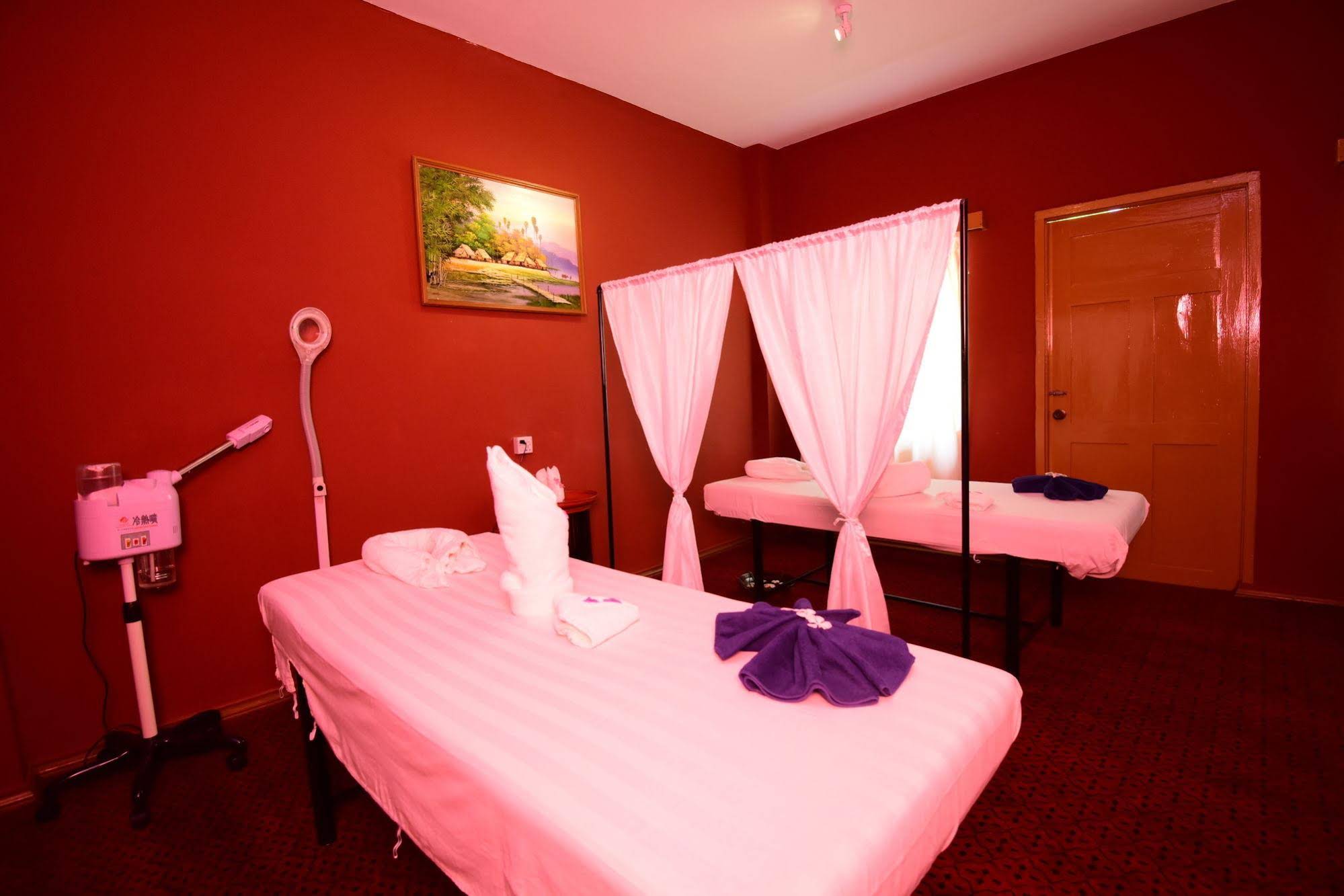 Bagan Umbra Hotel