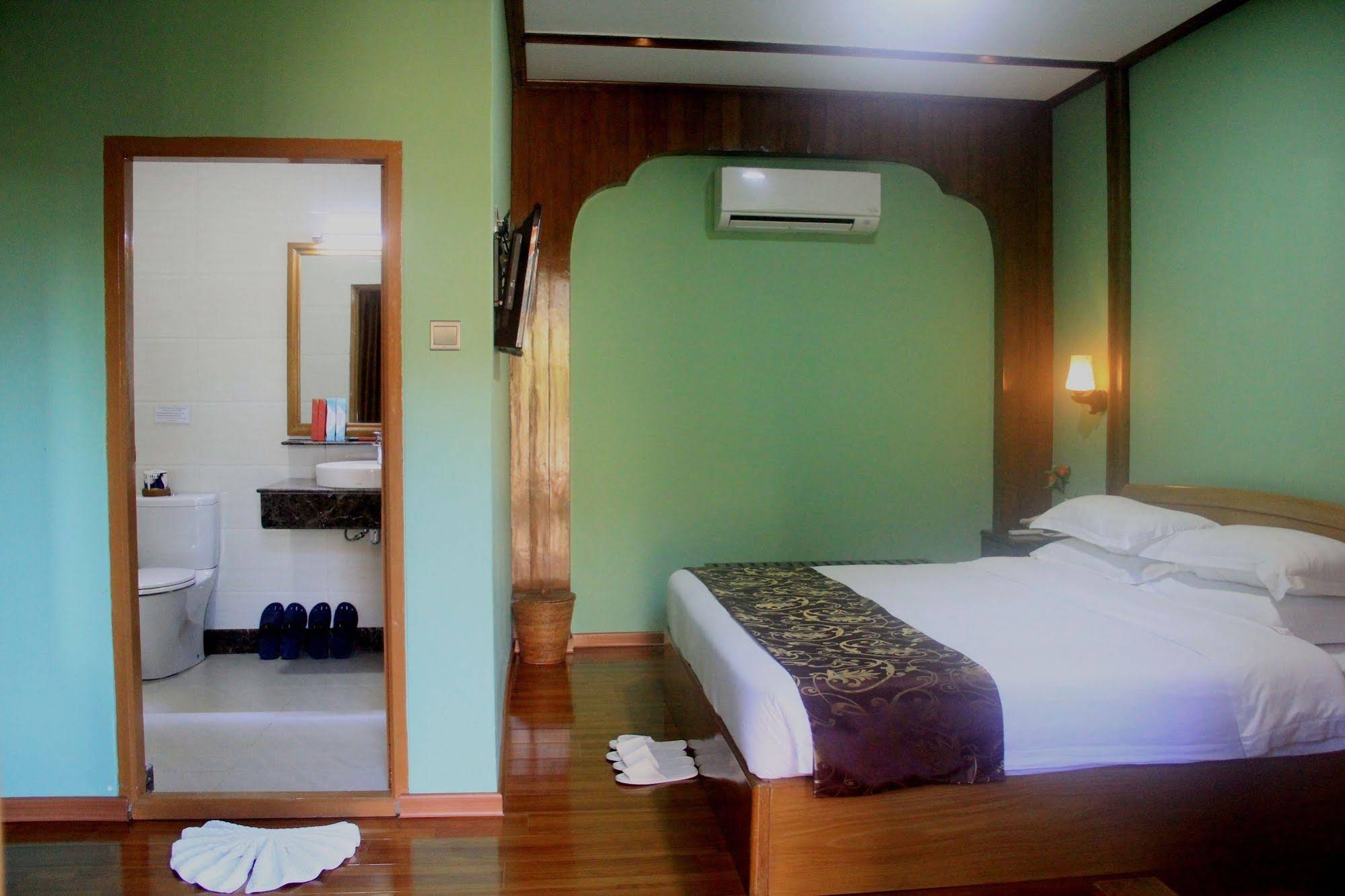 Bagan Umbra Hotel