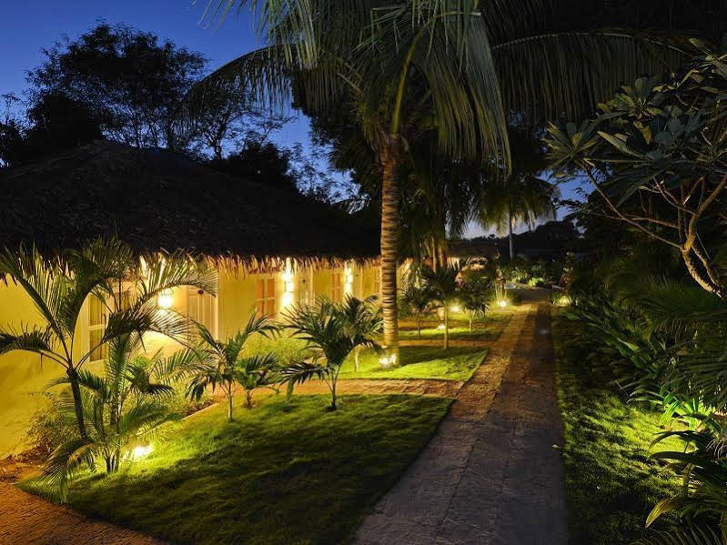 Oasis Hotel