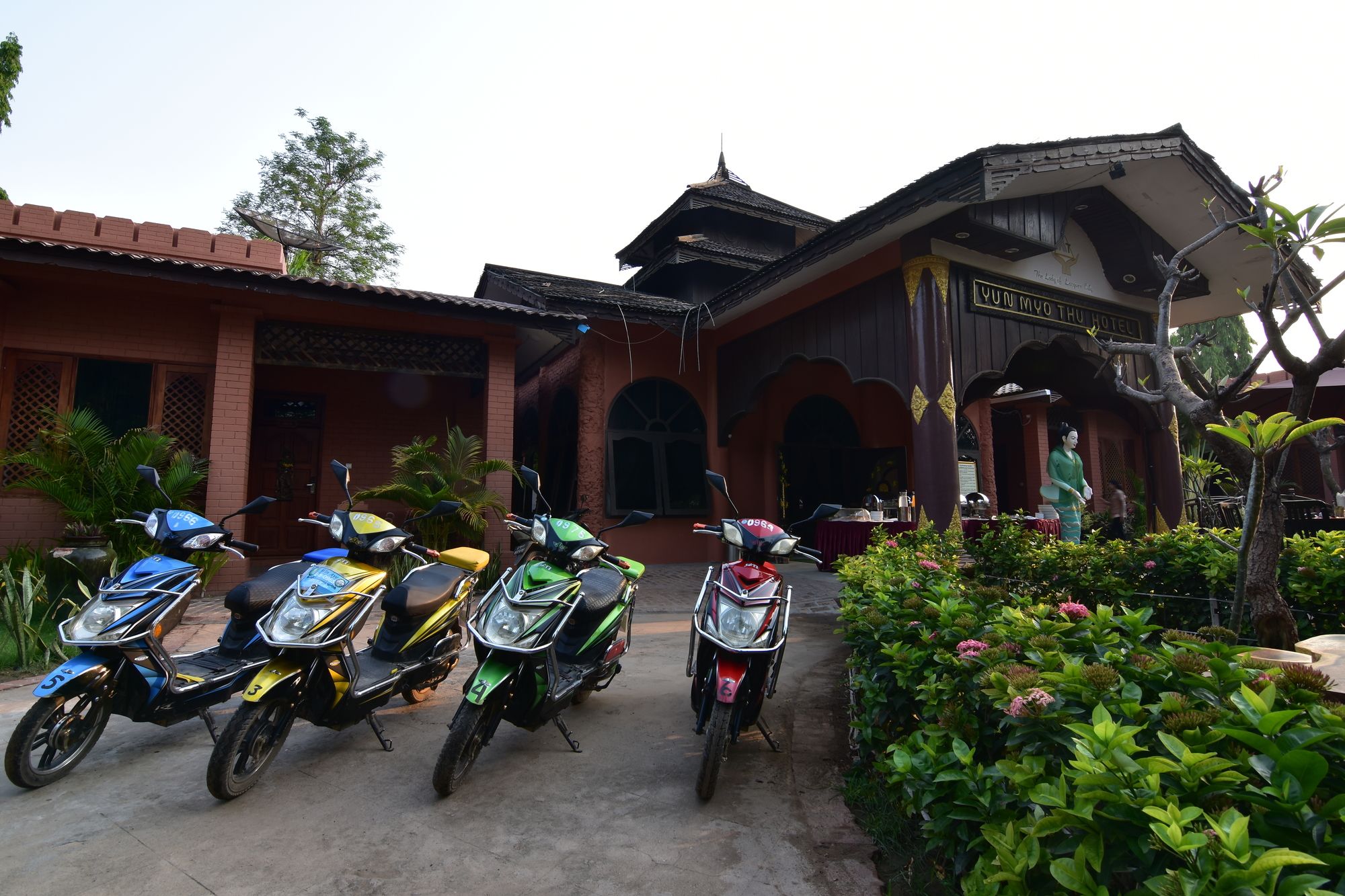 Yun Myo Thu Hotel