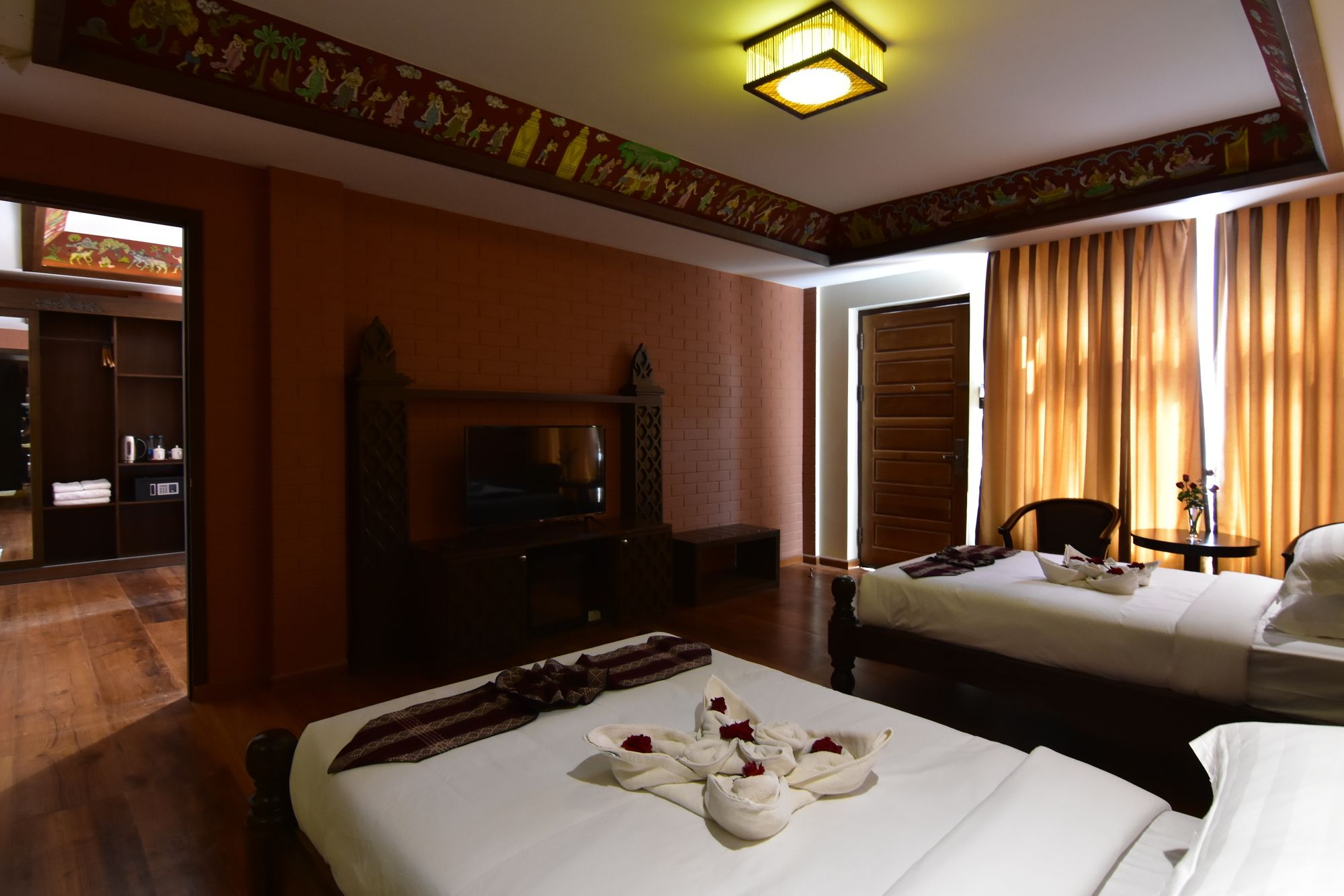 Yun Myo Thu Hotel