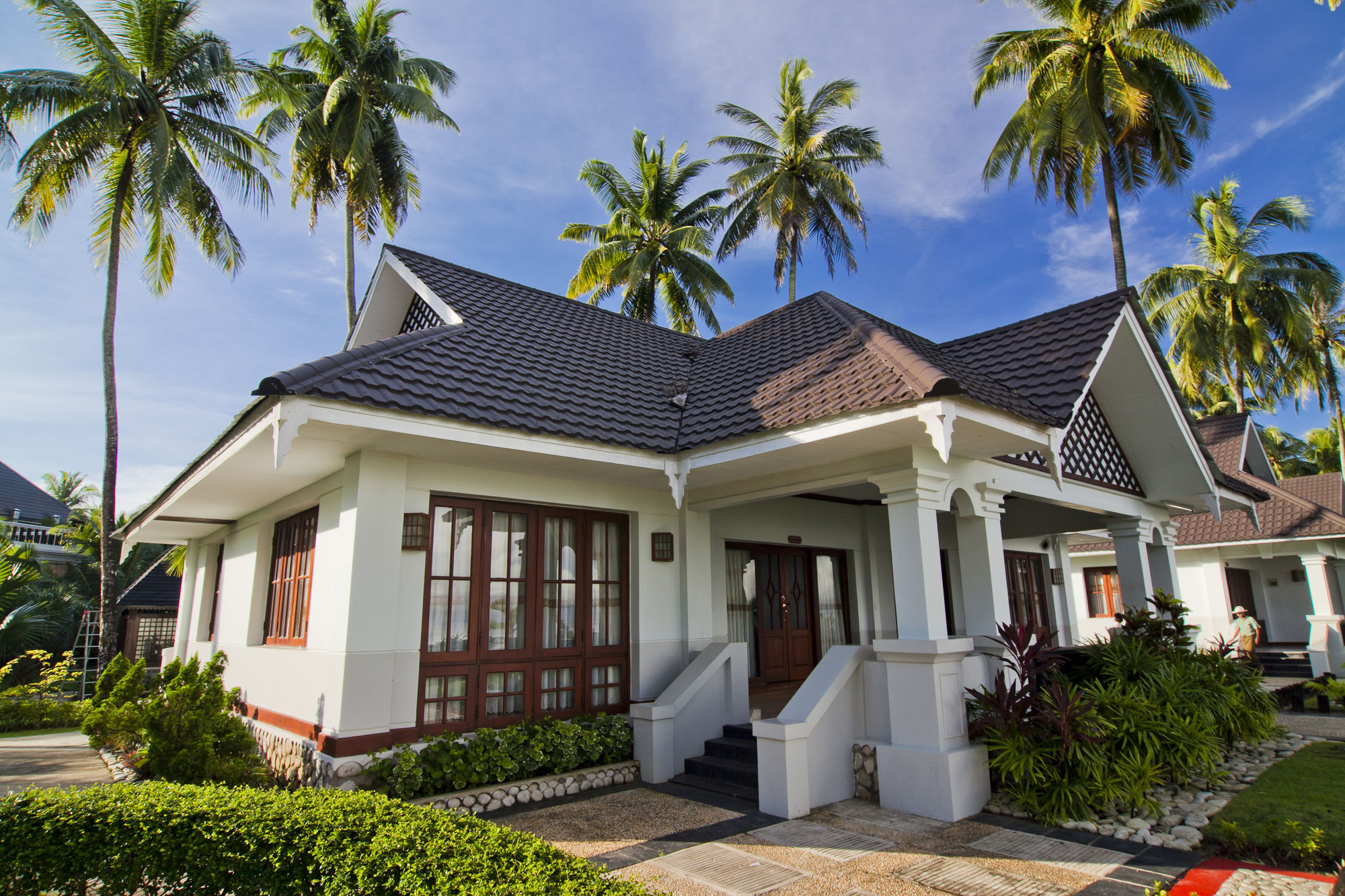 Amazing Chaung Tha Resort