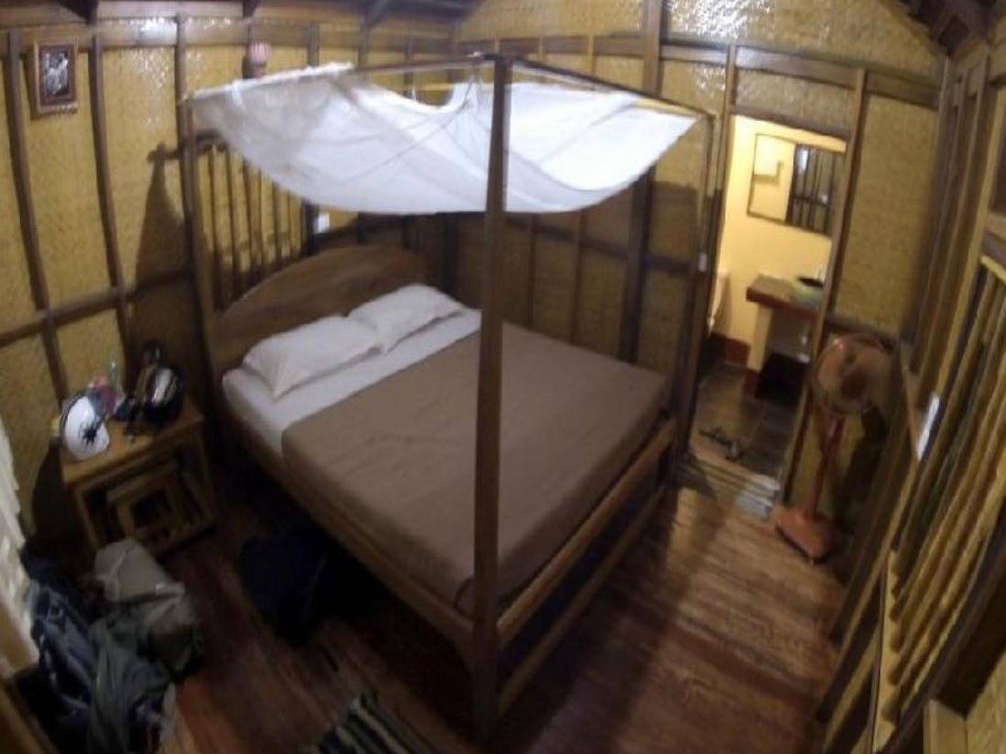 Hill Garden Hotel