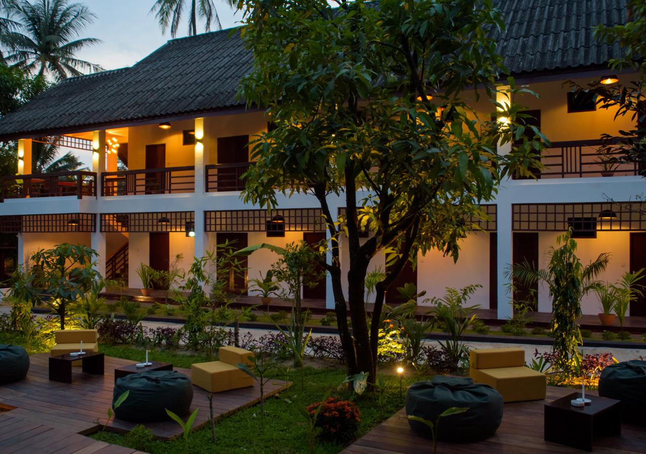 The Mandolis Hotel and Restaurant