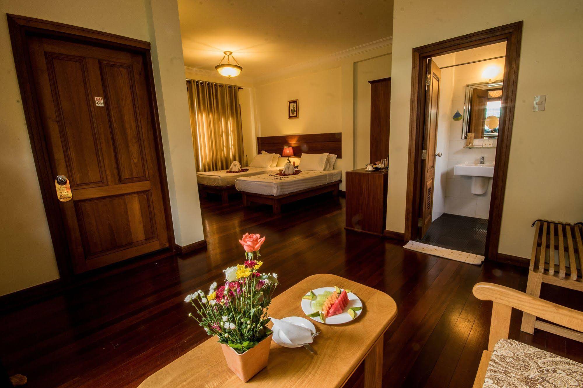 River Top Lodge