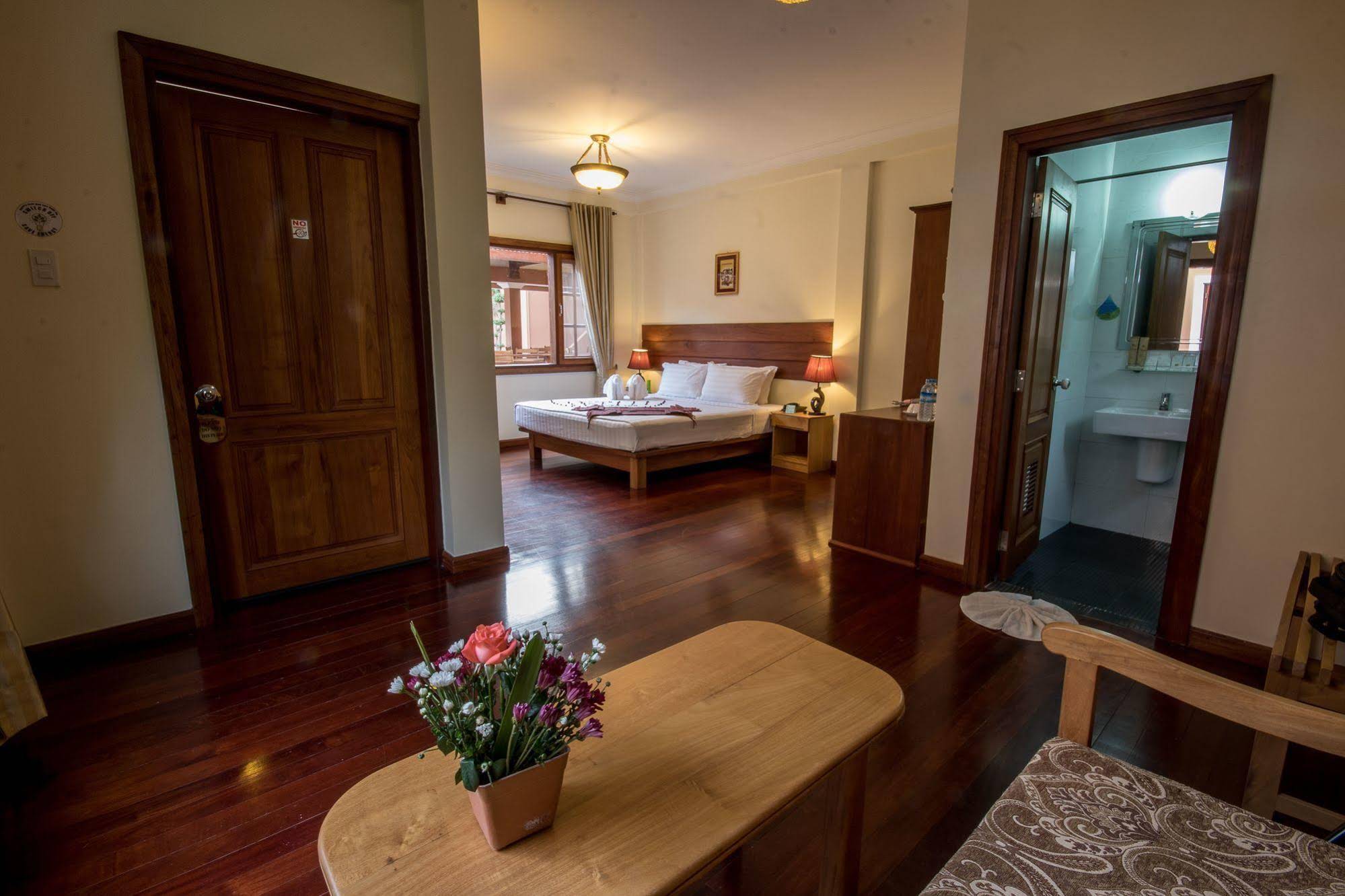 River Top Lodge