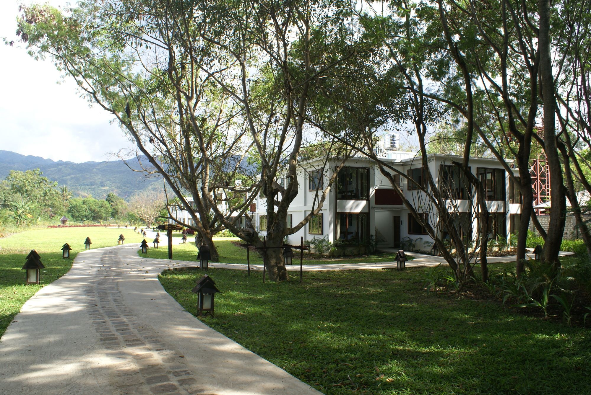 Inle Resort & Spa
