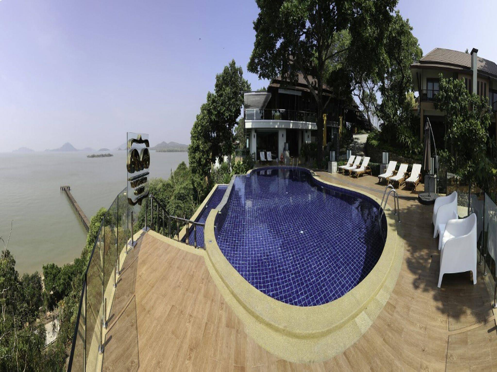 Victoria Cliff Hotel
