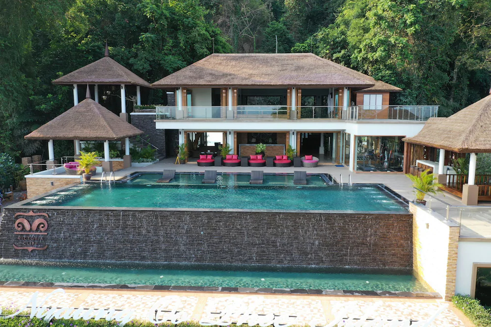 Victoria Cliff Nyaung Oo Phee Island