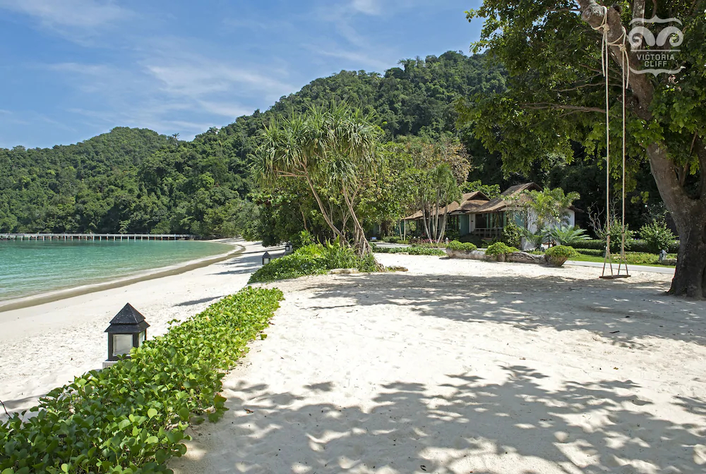 Victoria Cliff Nyaung Oo Phee Island