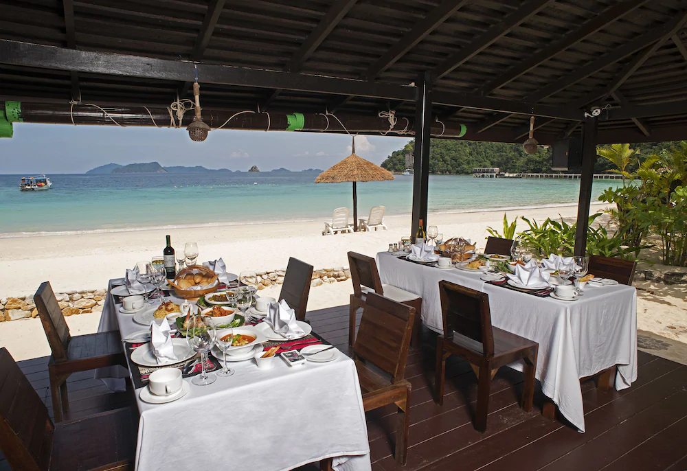 Victoria Cliff Nyaung Oo Phee Island