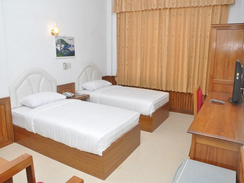 Golden Star Hotel
