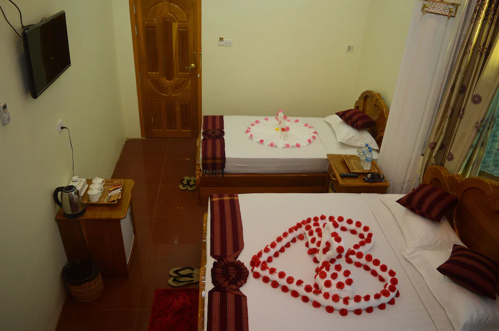 Golden Hill Kayah Hotel