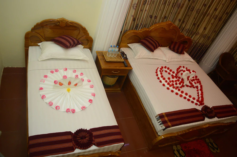 Golden Hill Kayah Hotel