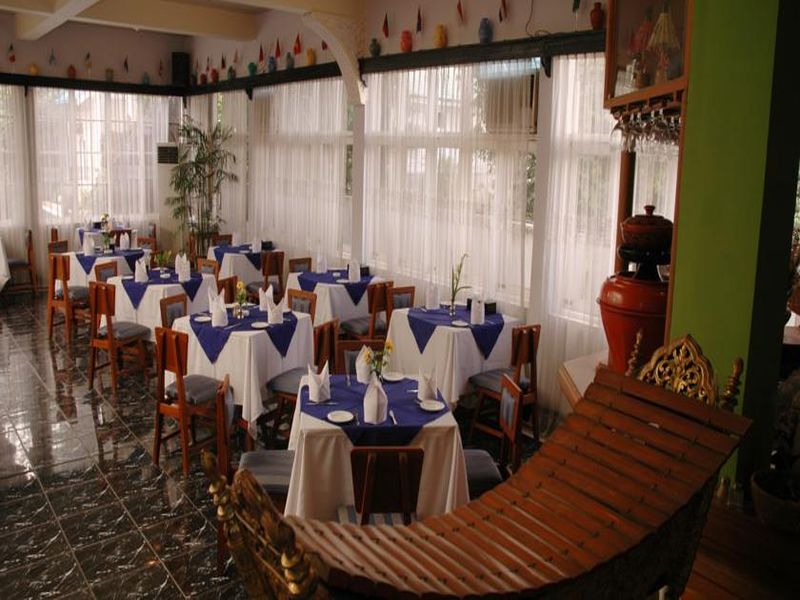 Emerald Land Inn Hotel