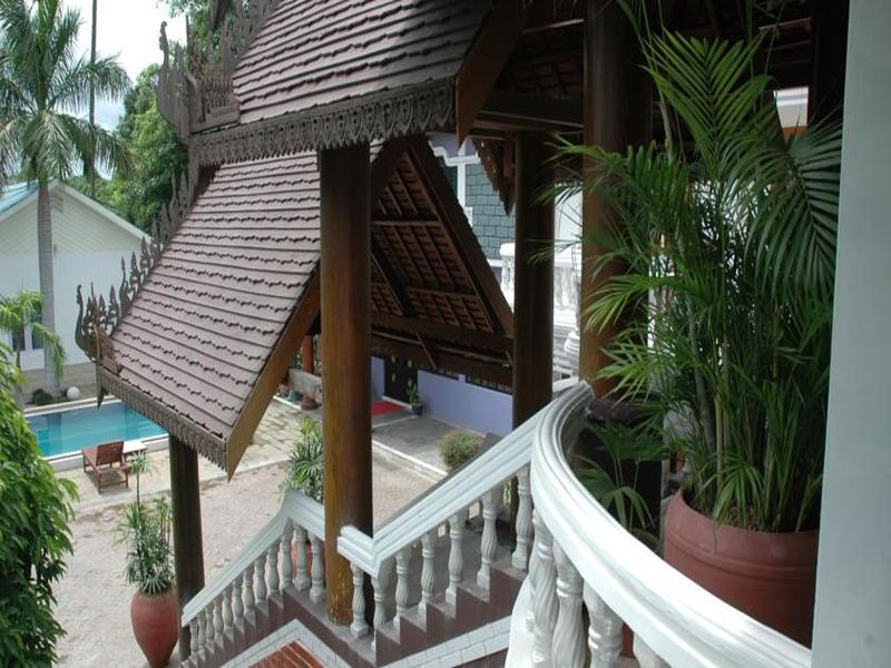 Emerald Land Inn Hotel