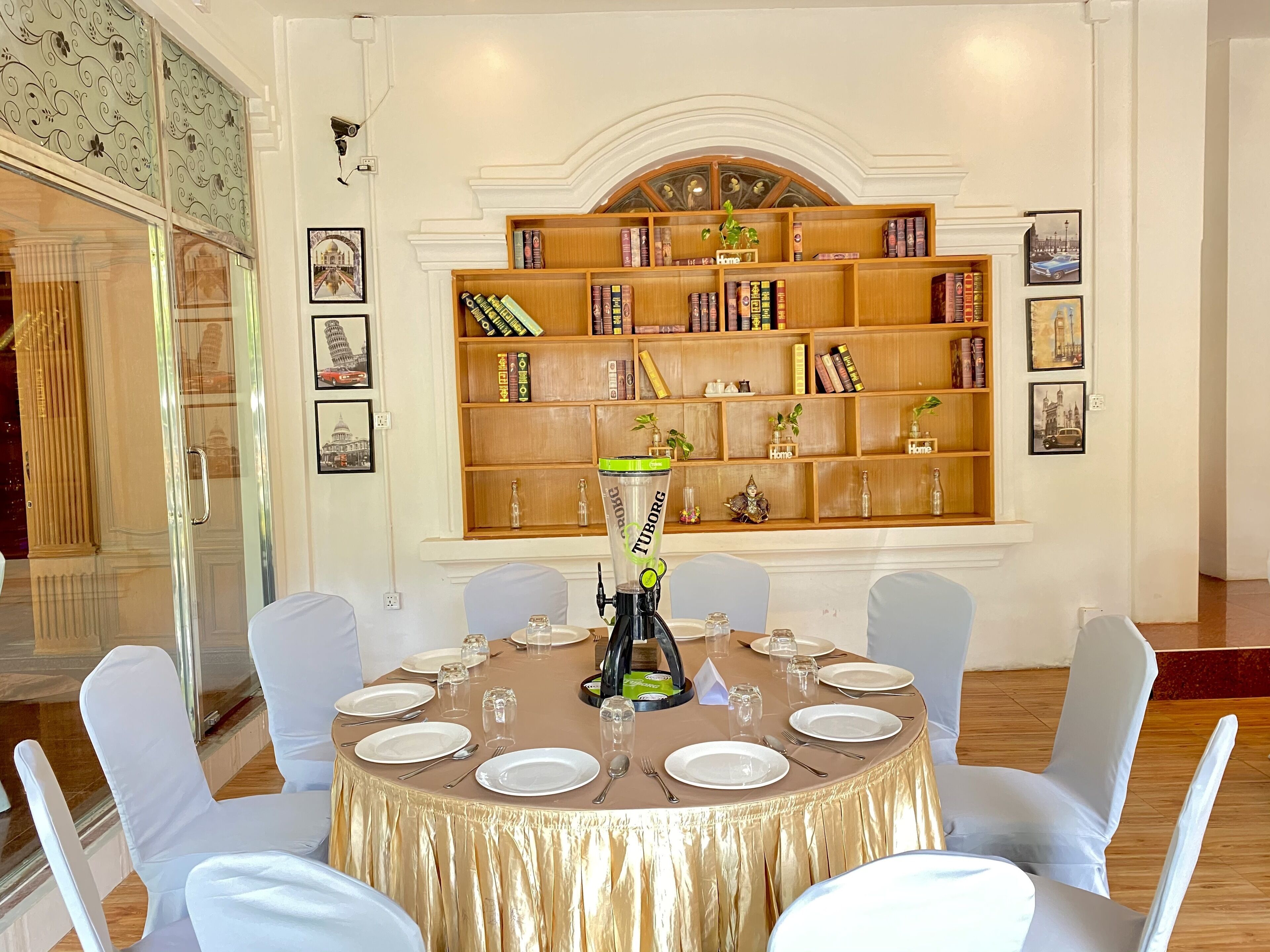 Golden Country Hotel