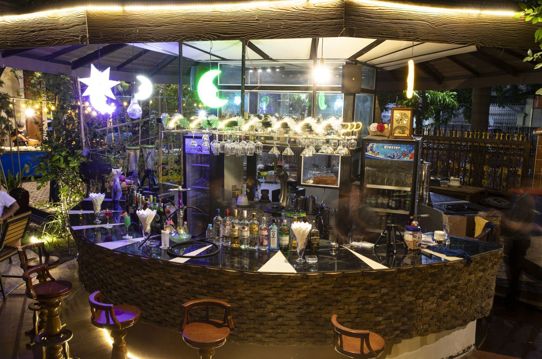 Golden Country Hotel