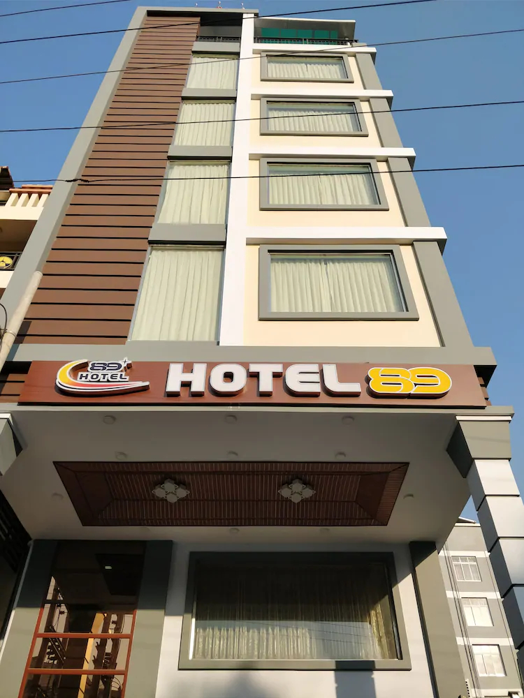 Hotel 89
