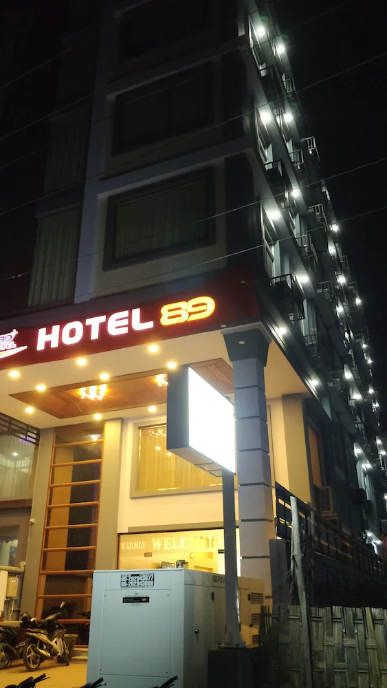 Hotel 89