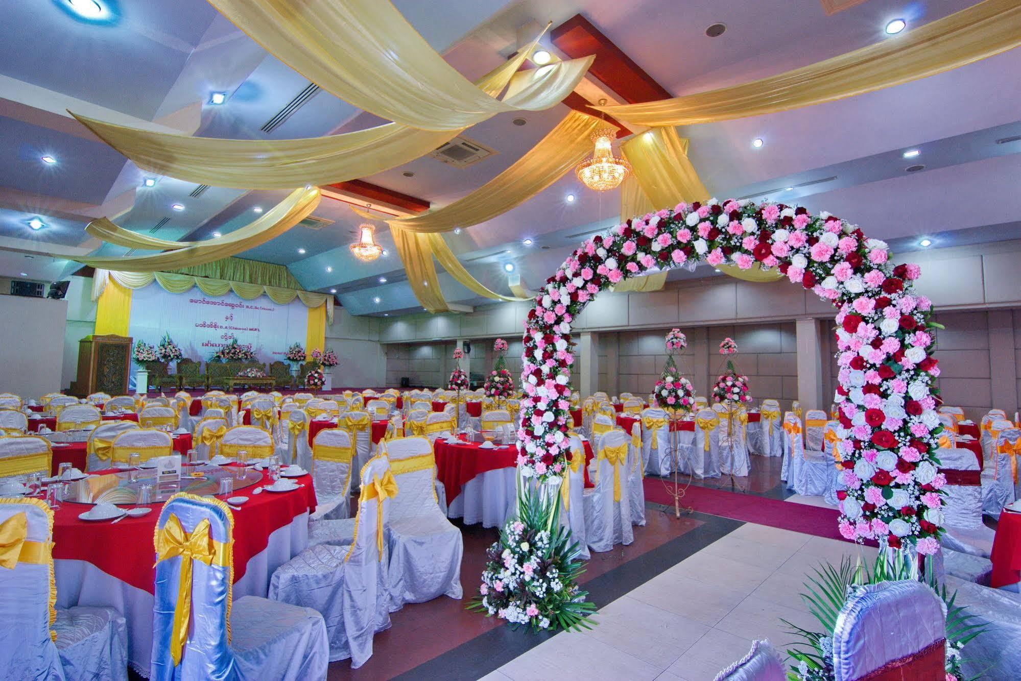 Hotel Mandalay
