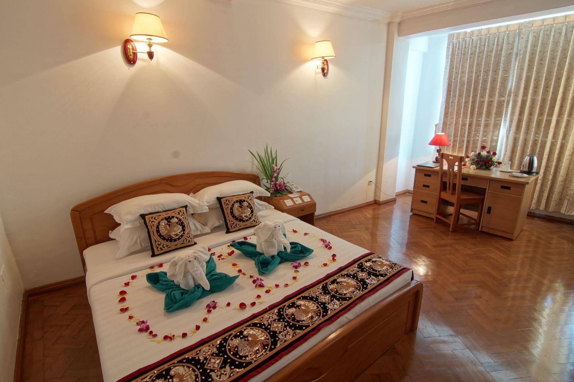 Hotel Mandalay
