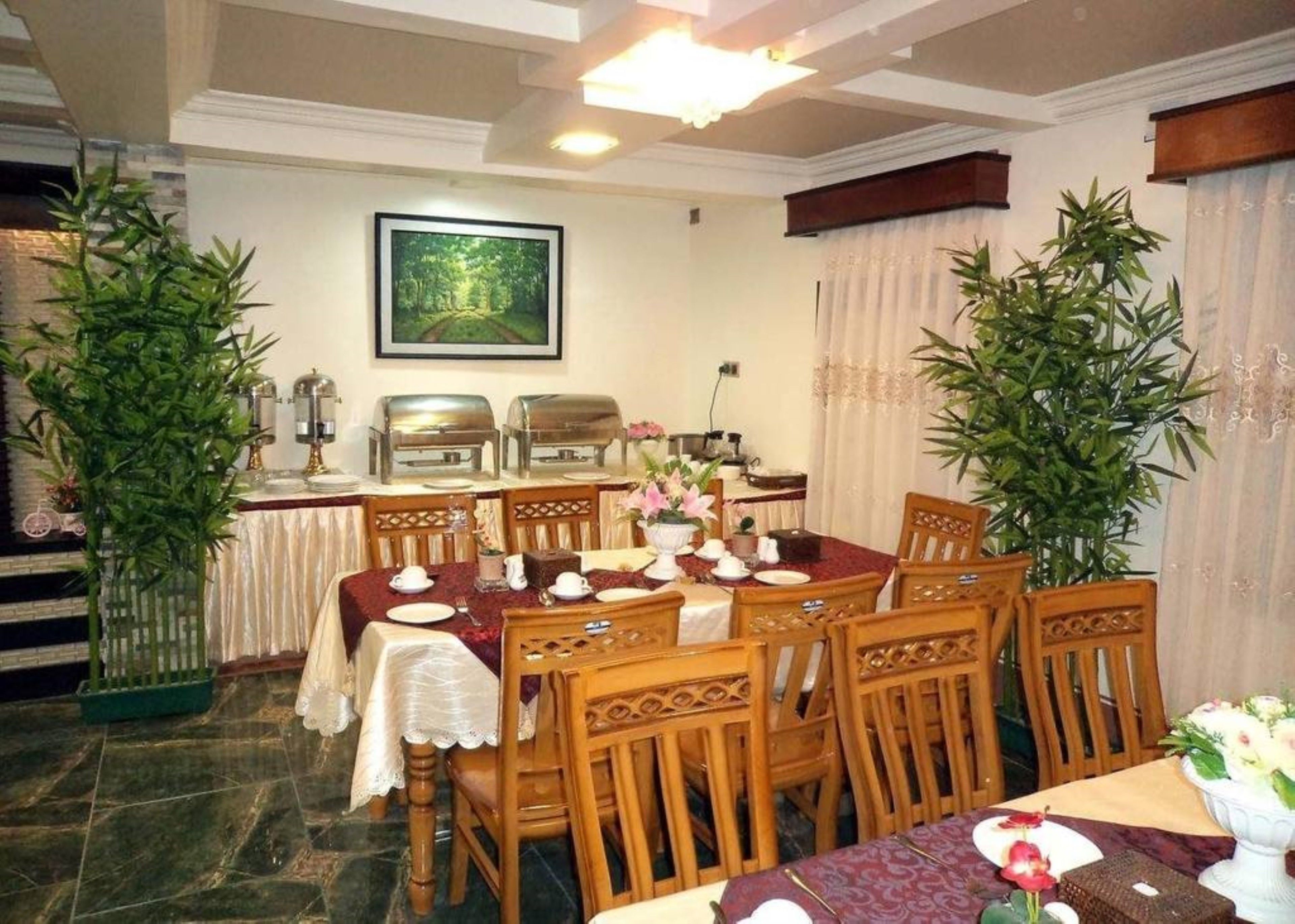 Hotel Sahara